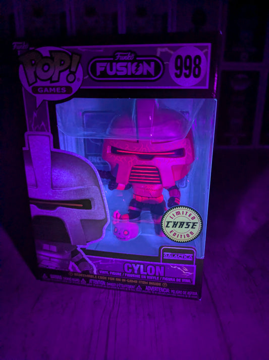 Funko pop 998 : Cylon (Chase)