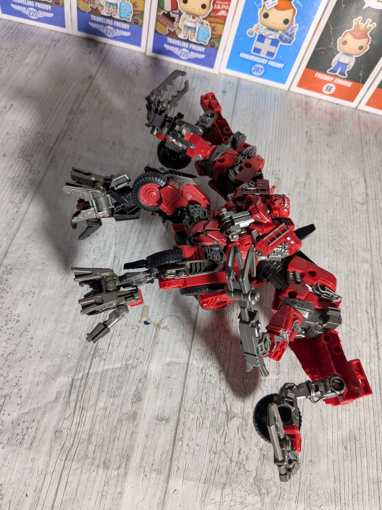 Studio Series 66 : Overload