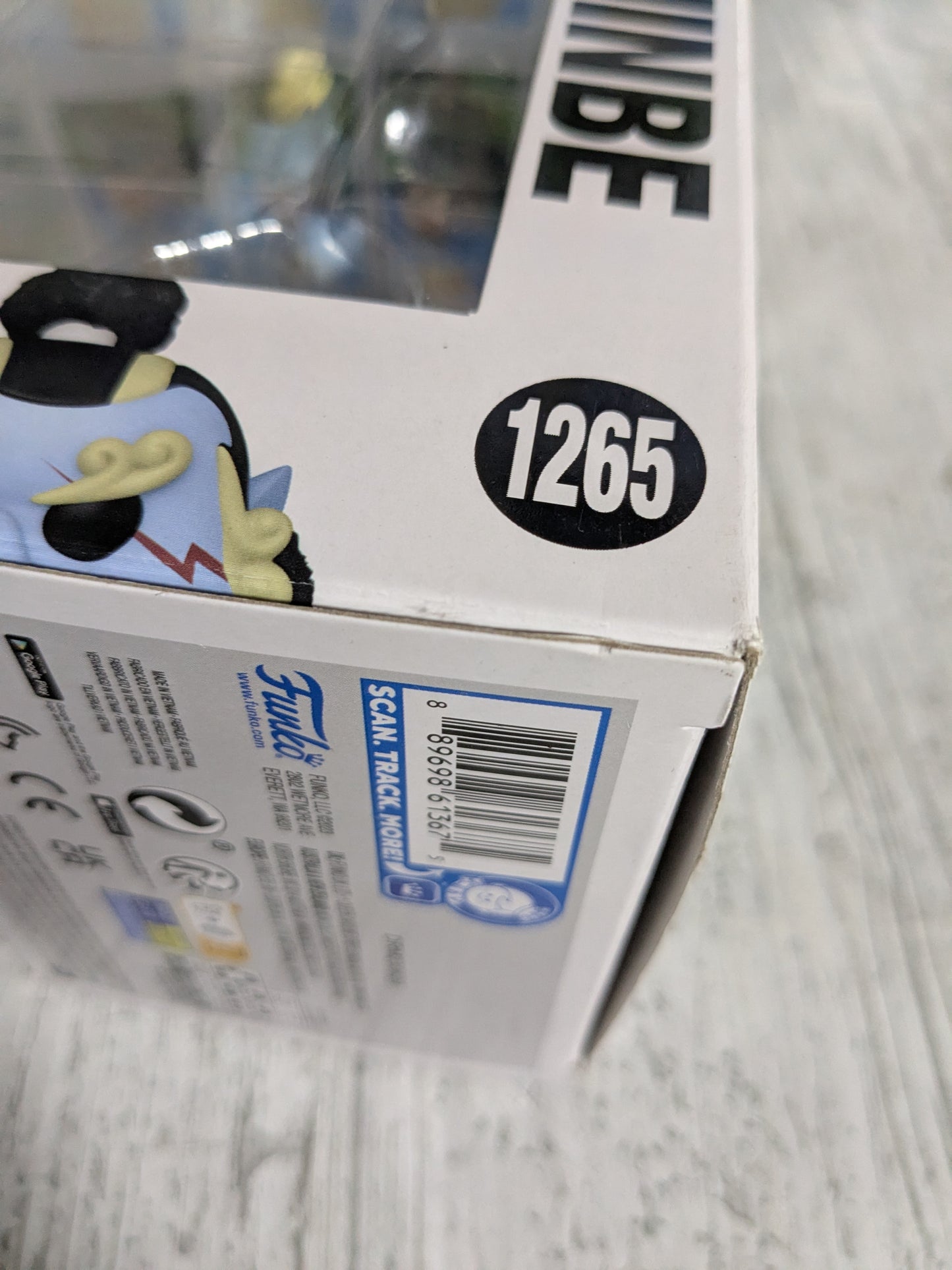 Funko pop 1265 : Jinbe (Damaged Plastic / Opened)