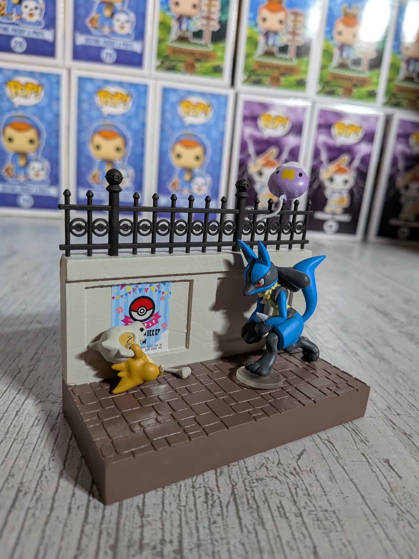 Re-Ment Pokémon Town 2 Festival Street Corner - Lucario & Osselait (~10cm)