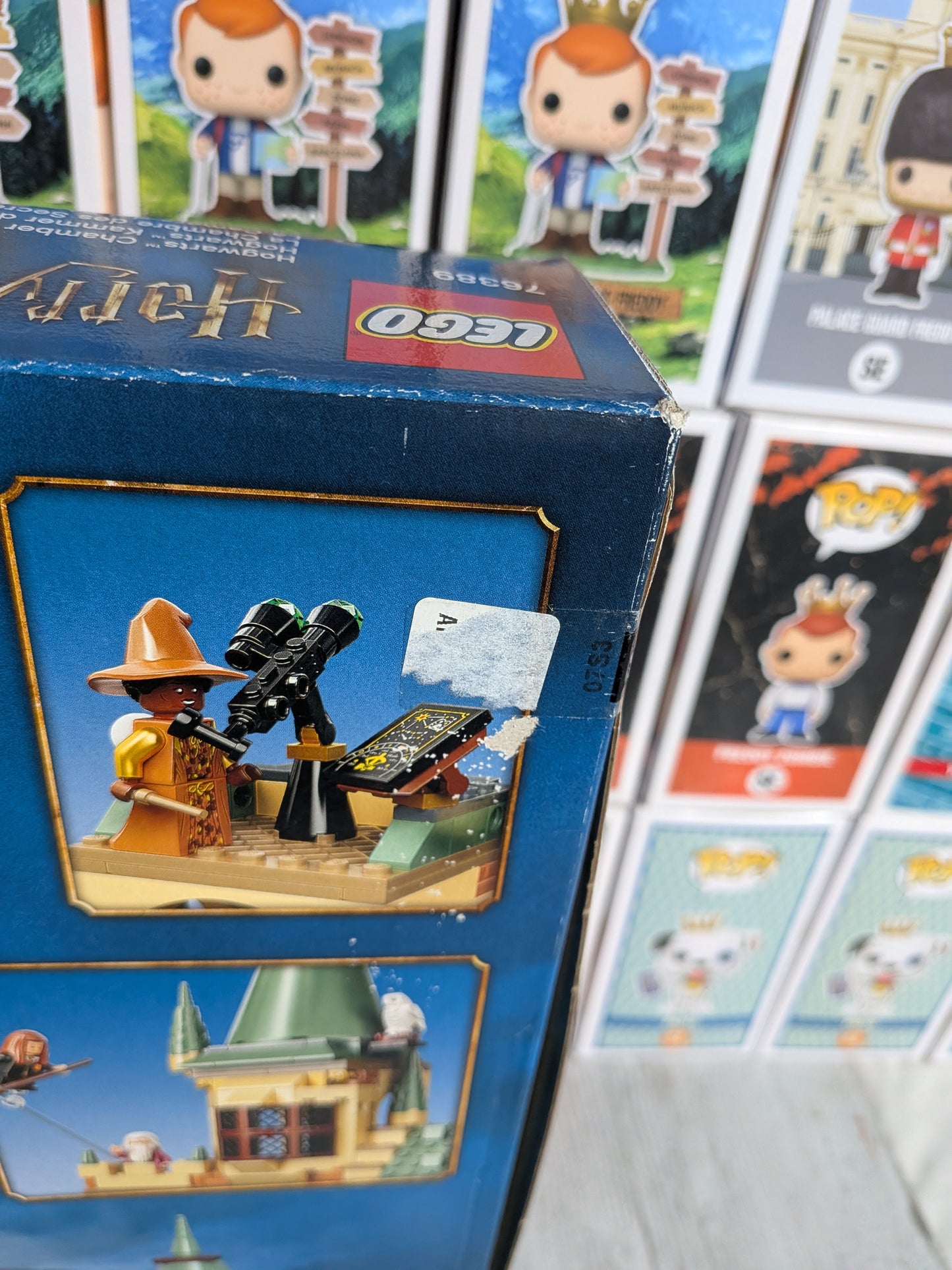 LEGO Harry Potter #76389 - Hogwarts Kammer des Schreckens (Beschädigte Verpackung)