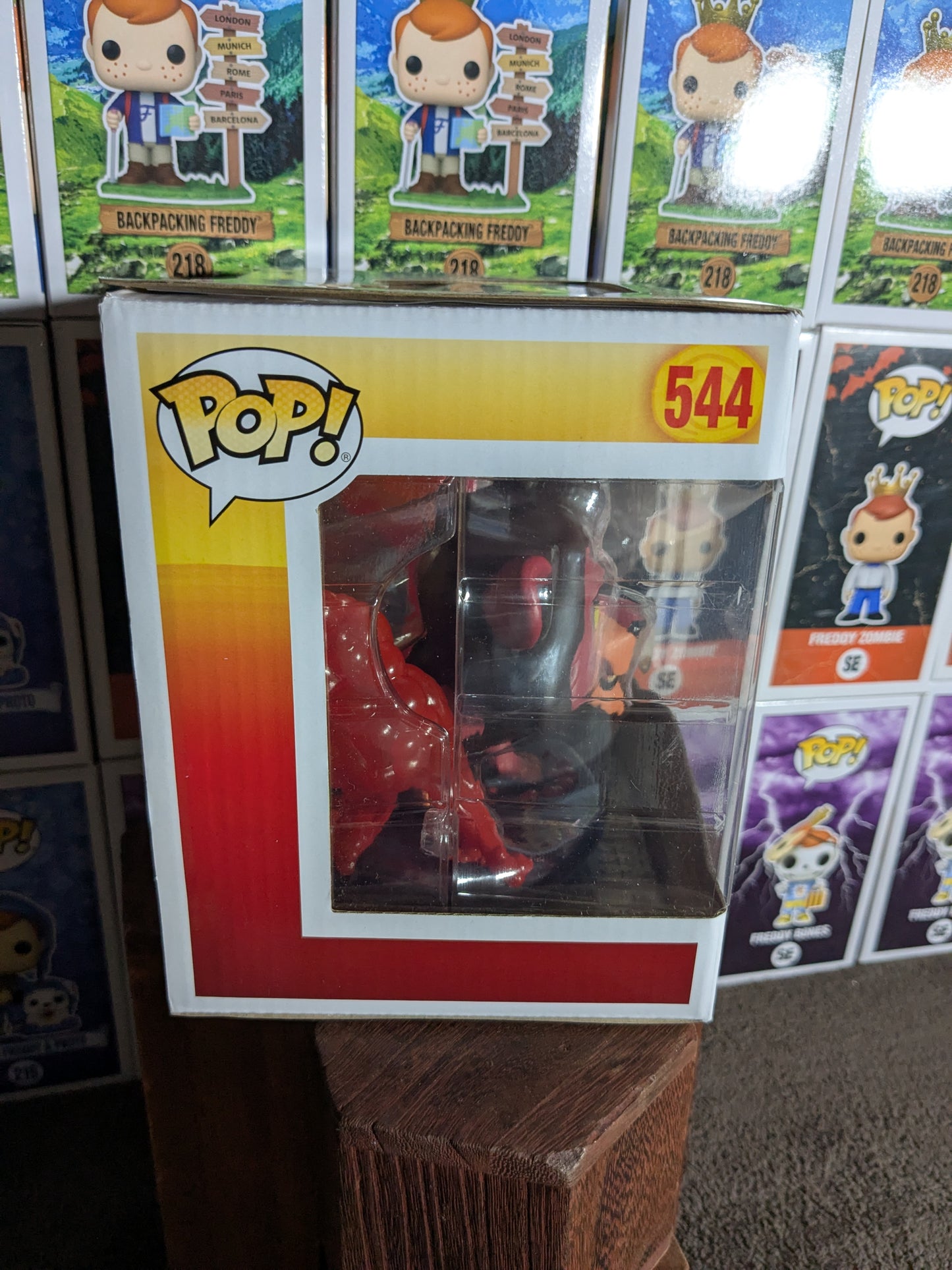 Funko pop 544 : Scar with Flames (Chase / Destroyed Box/ Plastic)