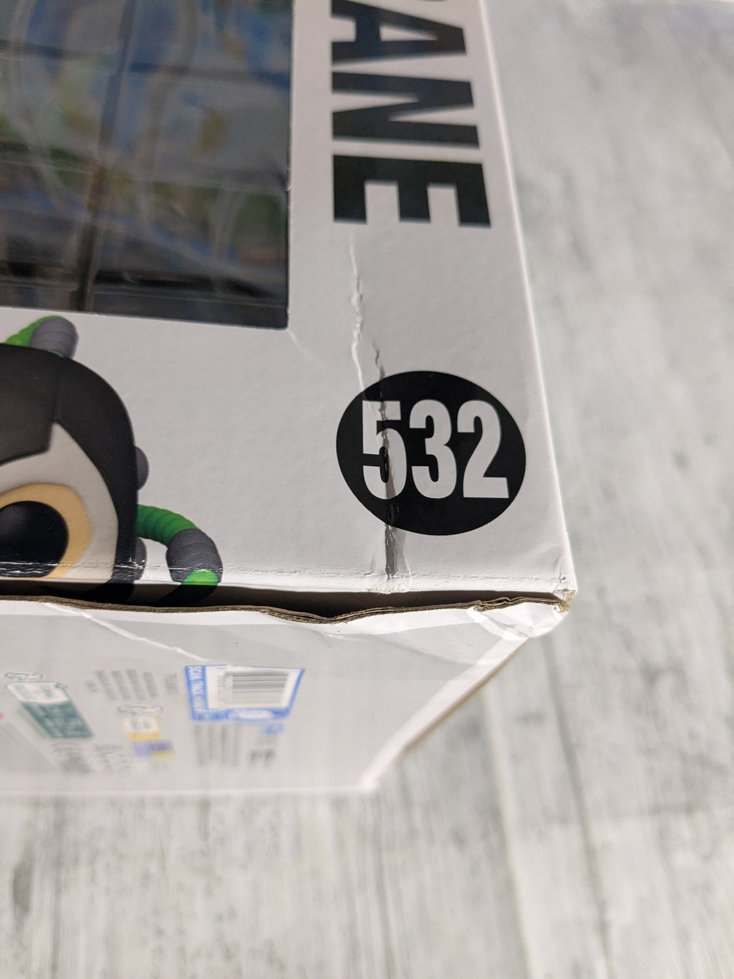 Funko pop Heroes #532 - Bane (GameStop Exclusive/ Glow in The Dark/ Damaged Box/ Damaged Plastic/ Opened)