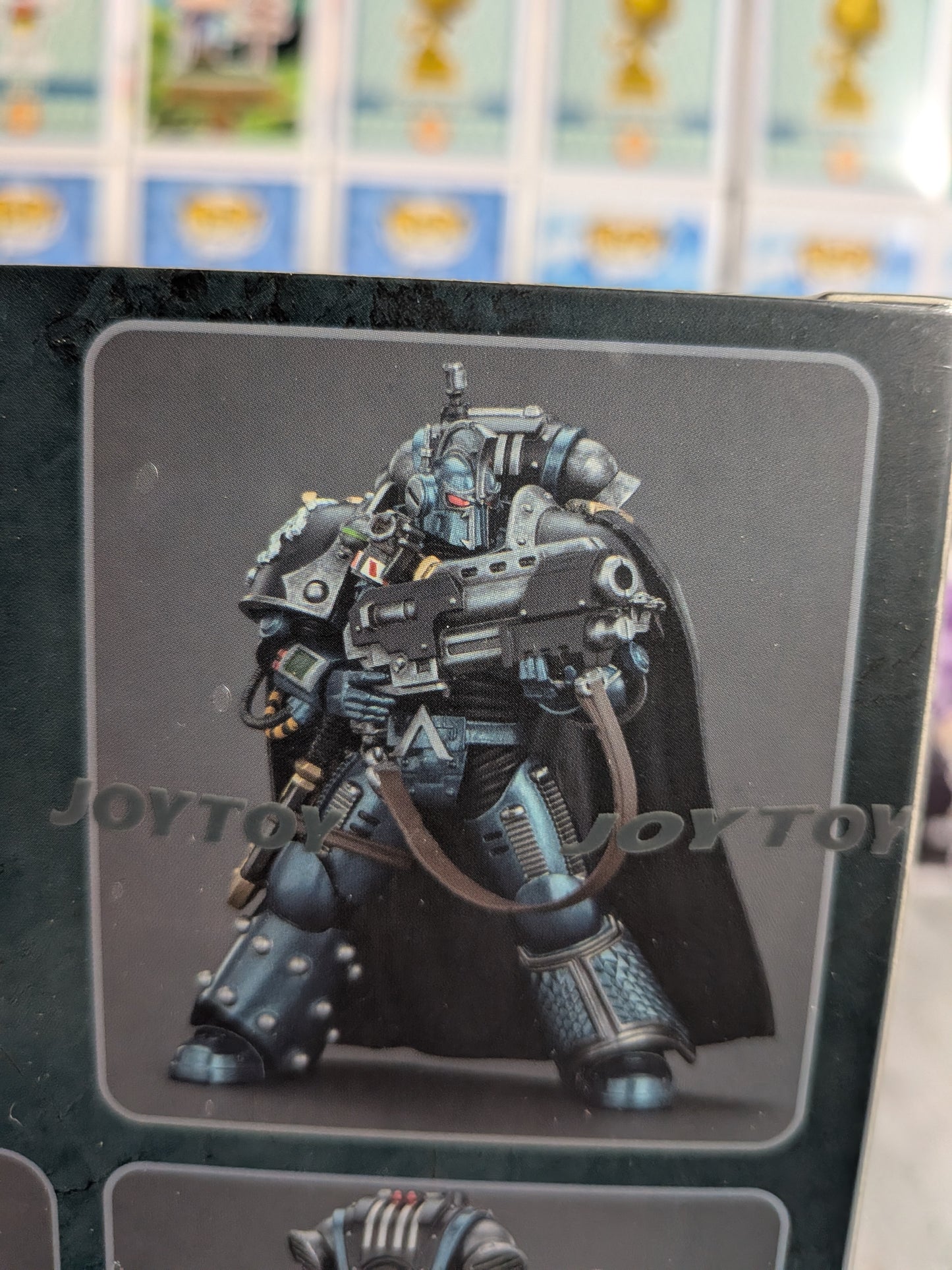 JoyToy Warhammer The Horus Heresy – Alpha Legion Saboteur Konsul (12,6cm)