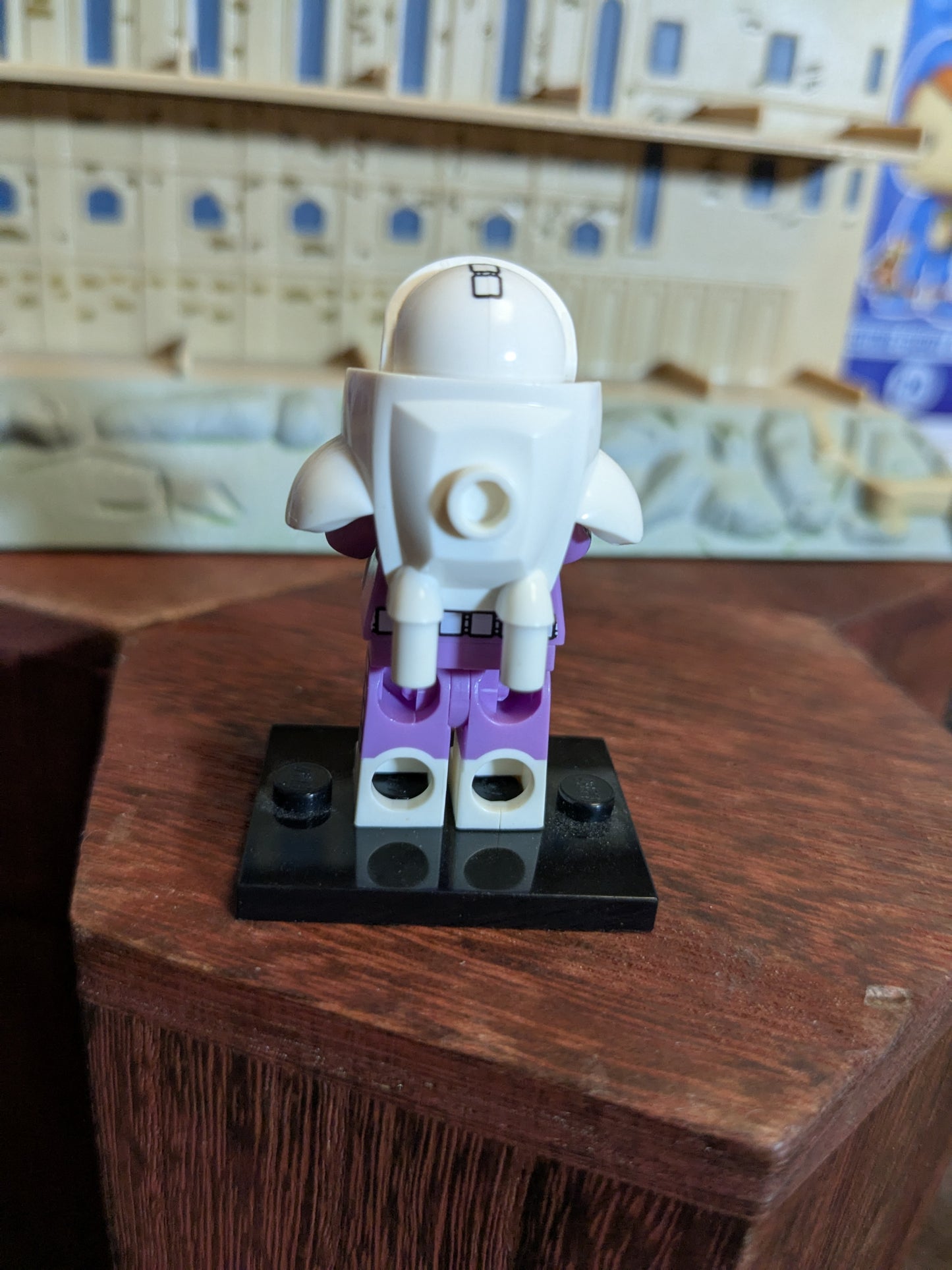 Lego Minifigures : Calculator