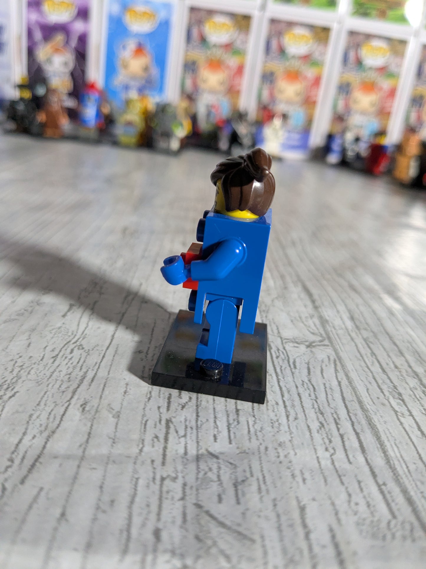 LEGO Minifigures : Brick Suit Girl
