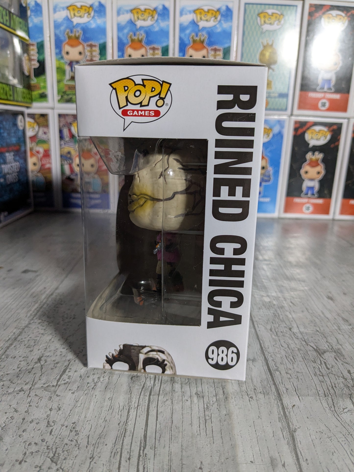 Funko pop 986 : Ruined Chica