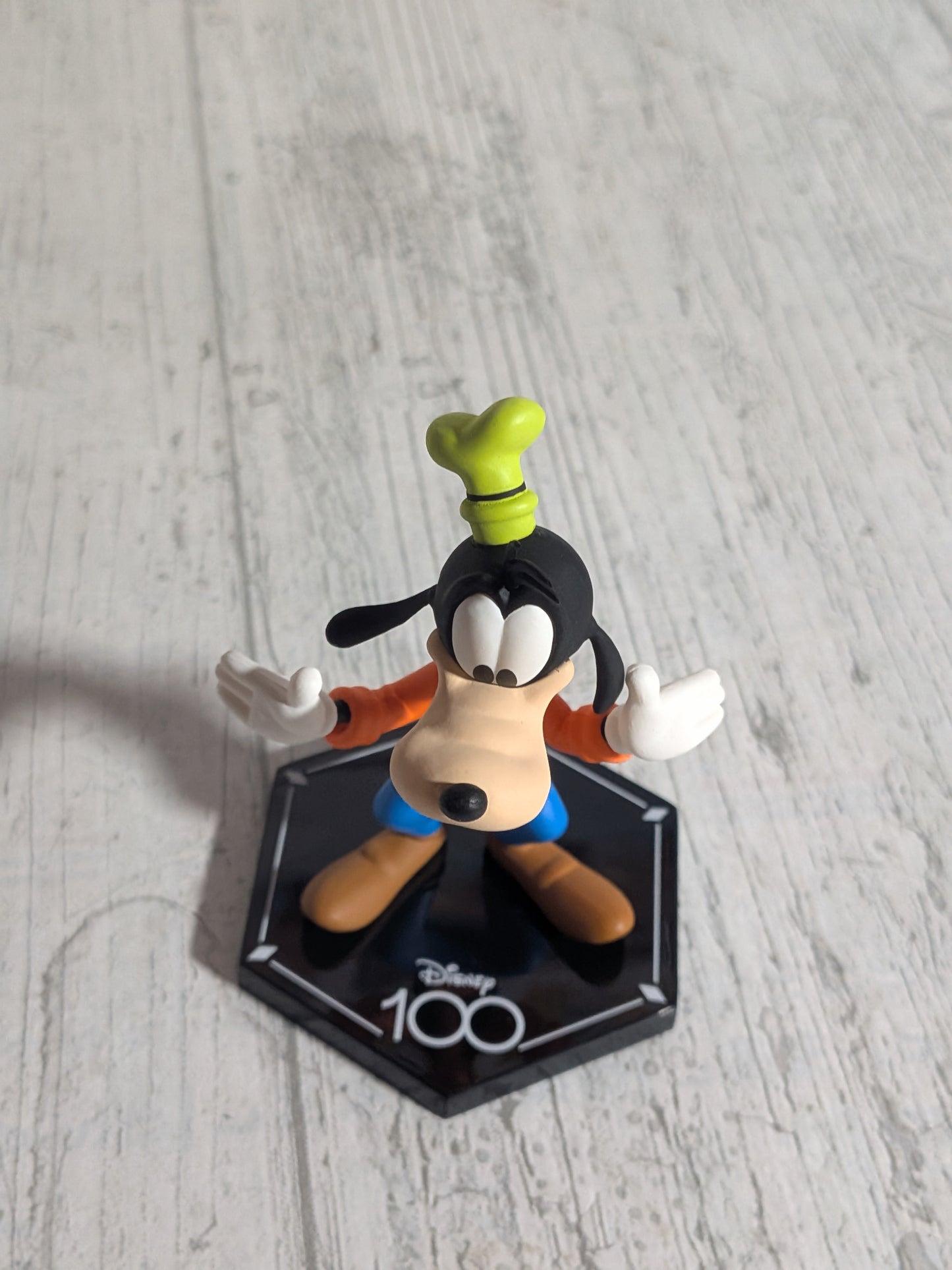 eStream Disney 100 Mini Figure Collection Vol.1 - Goofy
