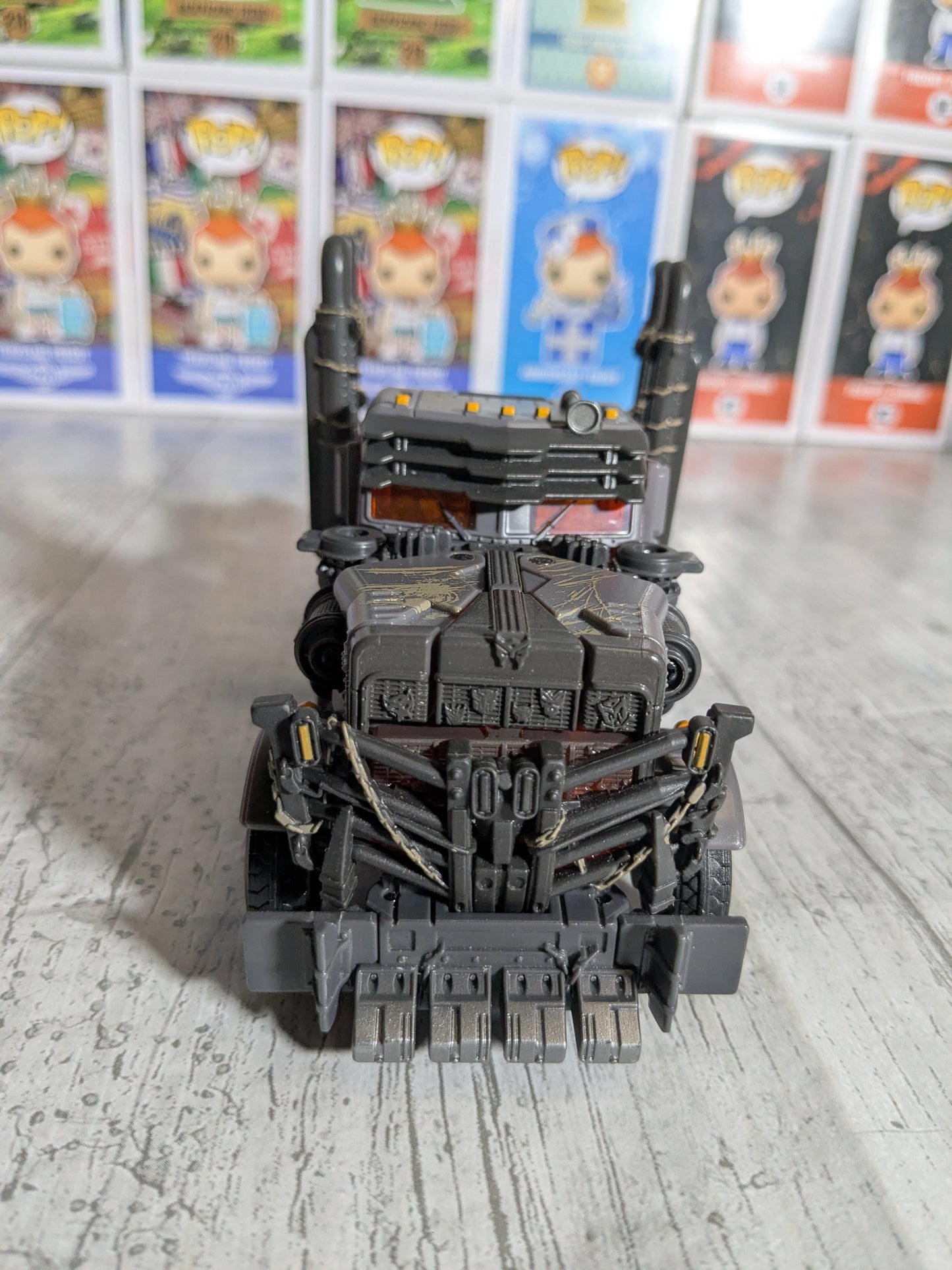 Studio Series 101 : Scourge