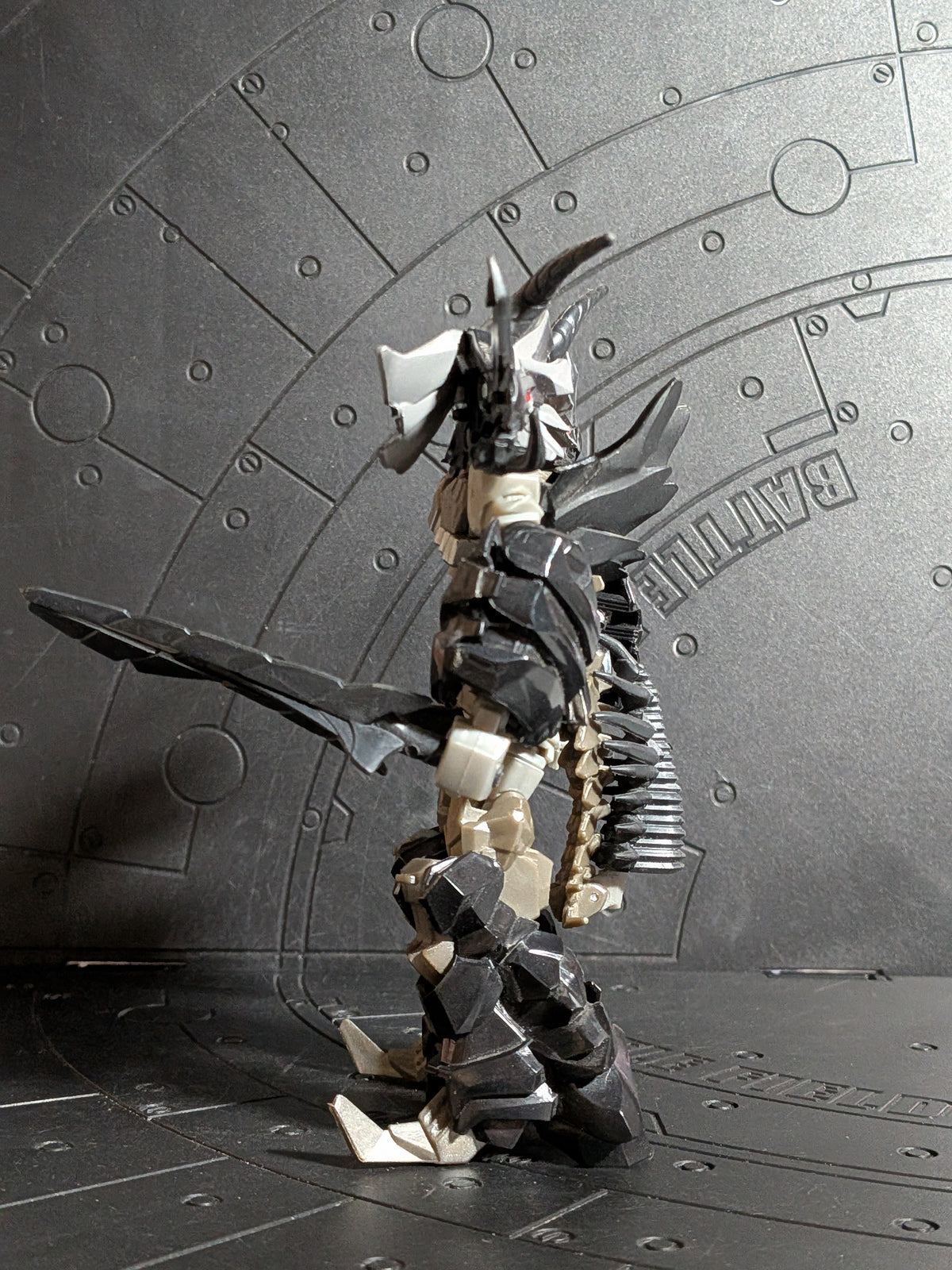Transformers Age of Extinction - Deluxe Class : Black Knight Slug