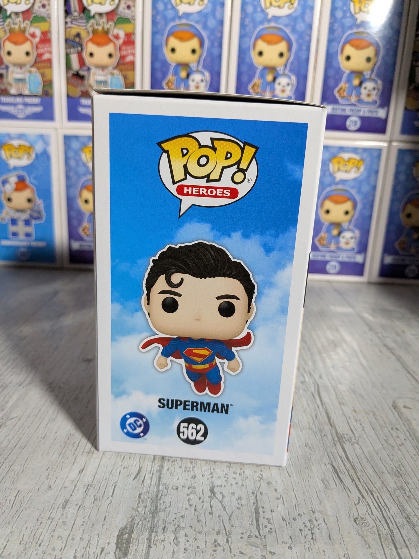 Funko pop Heroes #562 - Superman