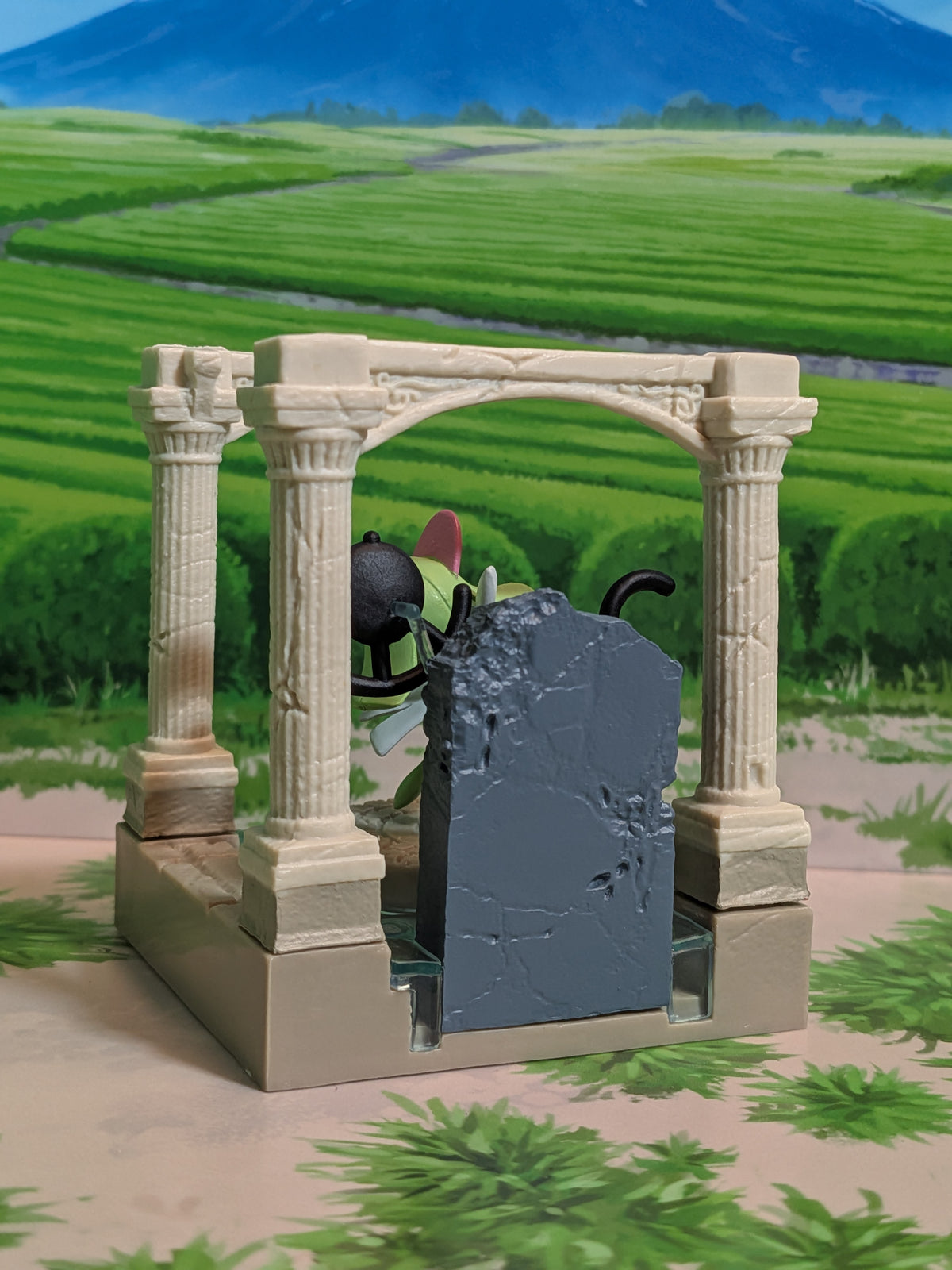 Re-Ment Pokémon: Diorama Collection - Ancient Castle Ruins - Kirlia & Zarbi | Kirlia & Unown | Kilia & Anōn (~10cm)