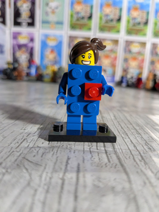 LEGO Minifigures : Brick Suit Girl