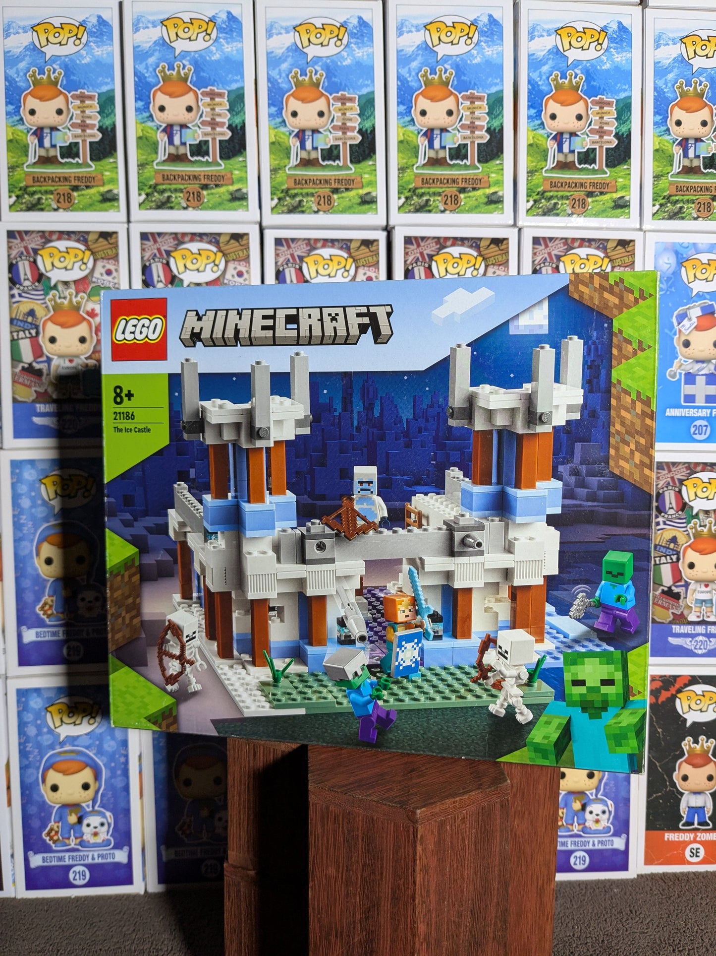 Lego 21186 : The Ice Castle (Damaged box)