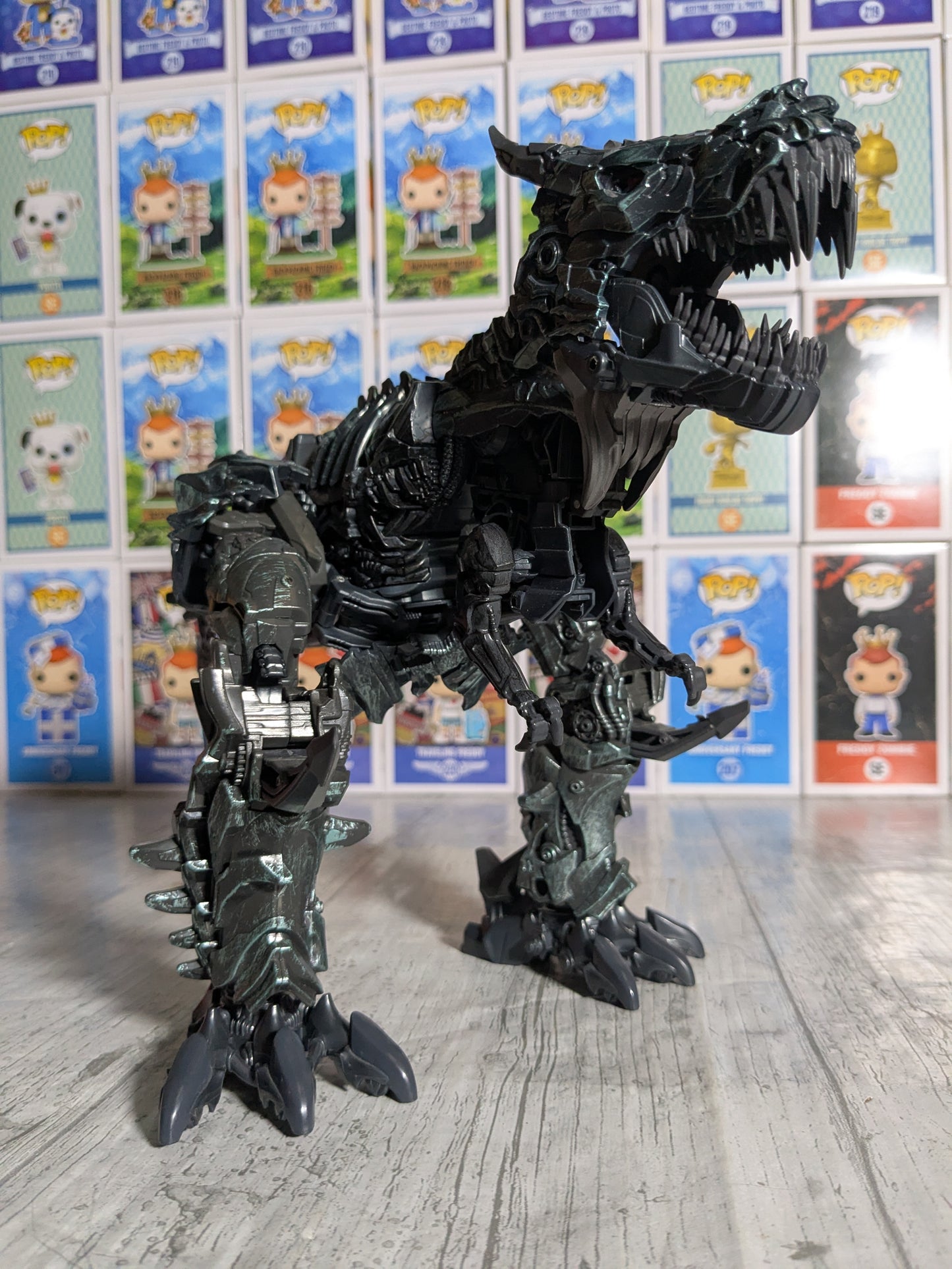 Studio Series 07 : Grimlock (Lire l'annonce)