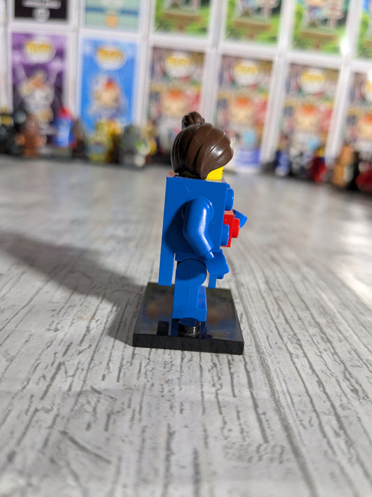 LEGO Minifigures : Brick Suit Girl