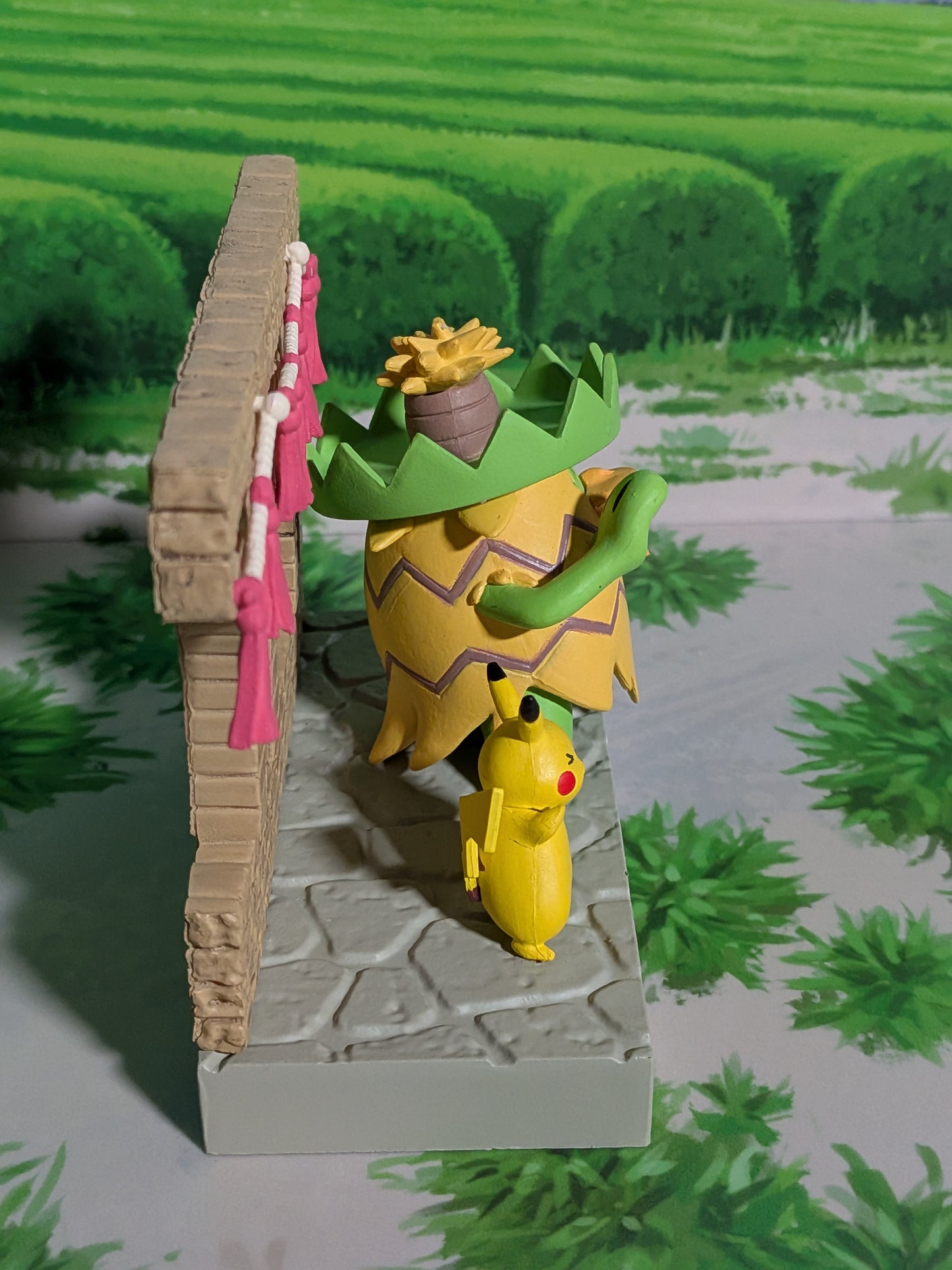 Re-Ment Pokémon Town 2 Festival Street Corner - Pikachu & Ludicolo (~10cm)