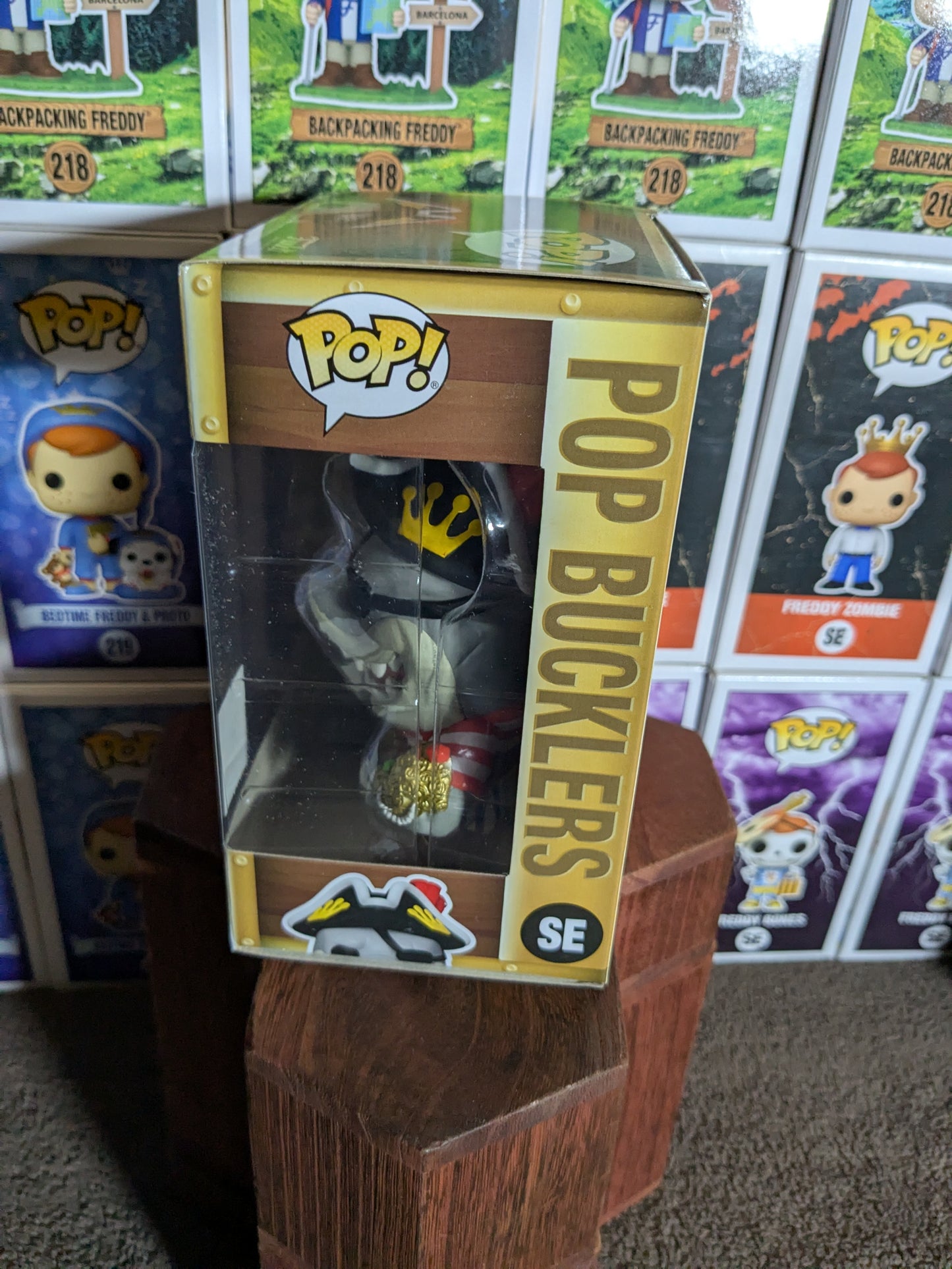 Funko pop SE : Pop Bucklers