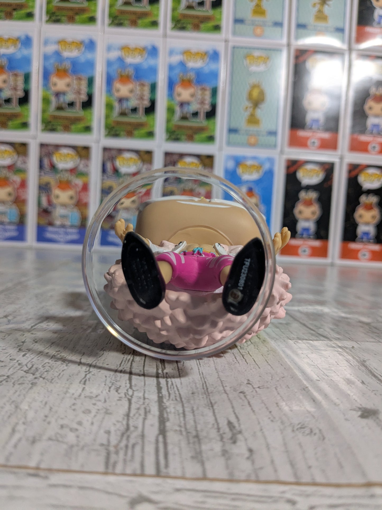 Funko pop 400 : Donquixote Doflamingo (Opened/Damaged Box)