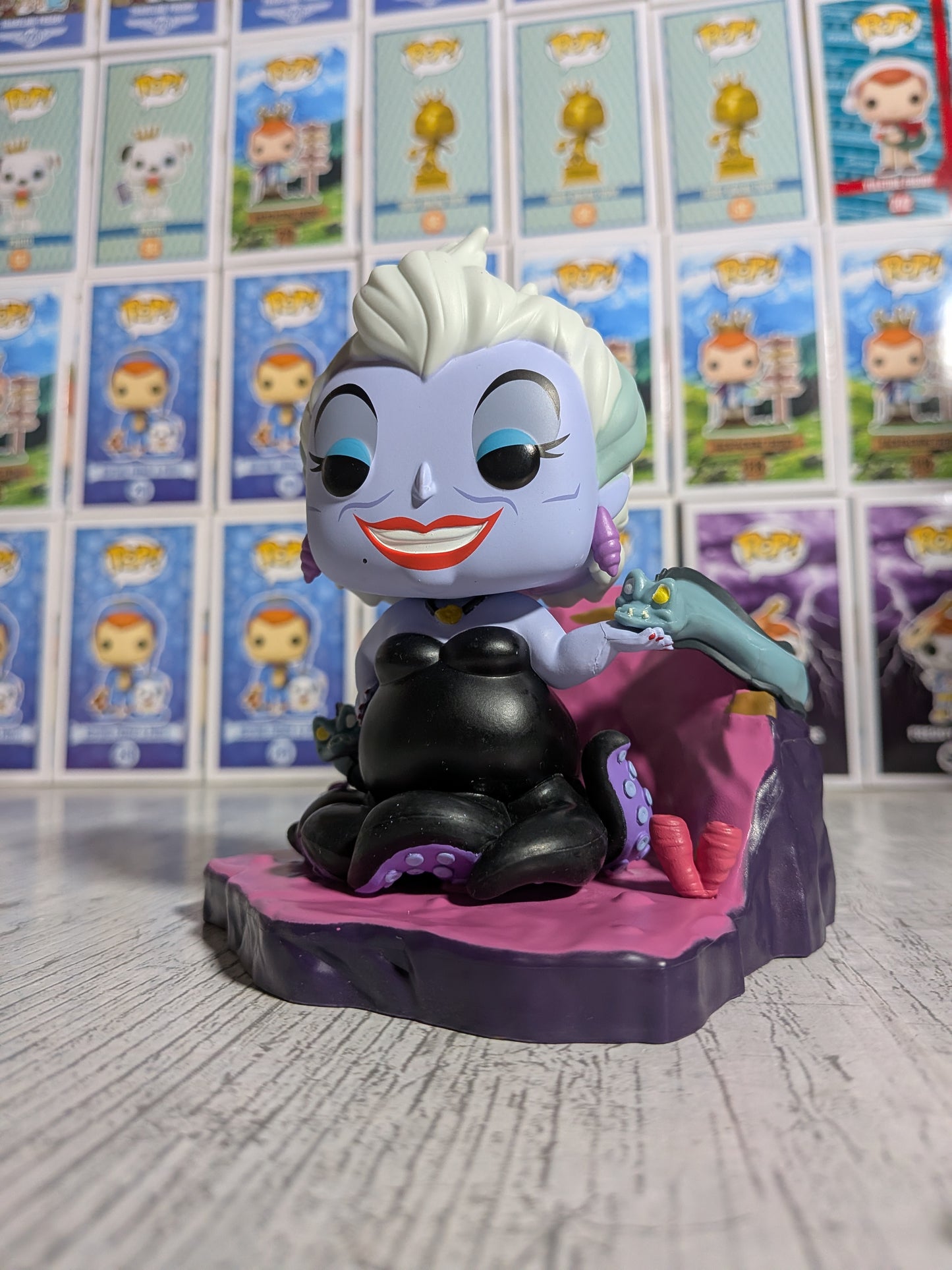 Funko Pop Disney #1208 - Ursula with Eels