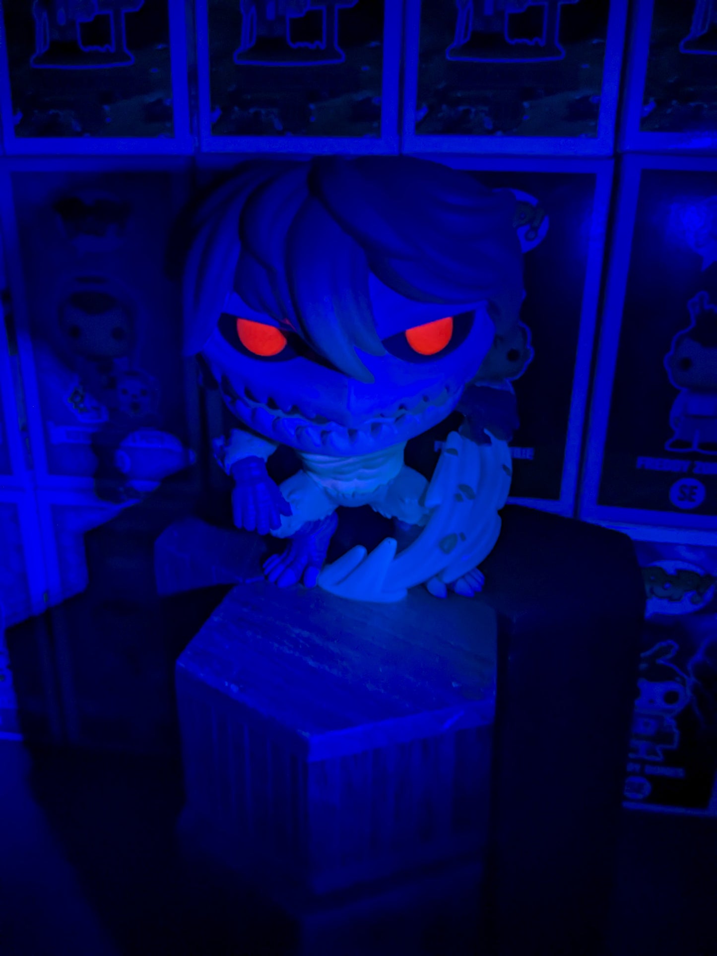 Funko pop 1619 : Jaw Titan (Damaged Box / Opened)