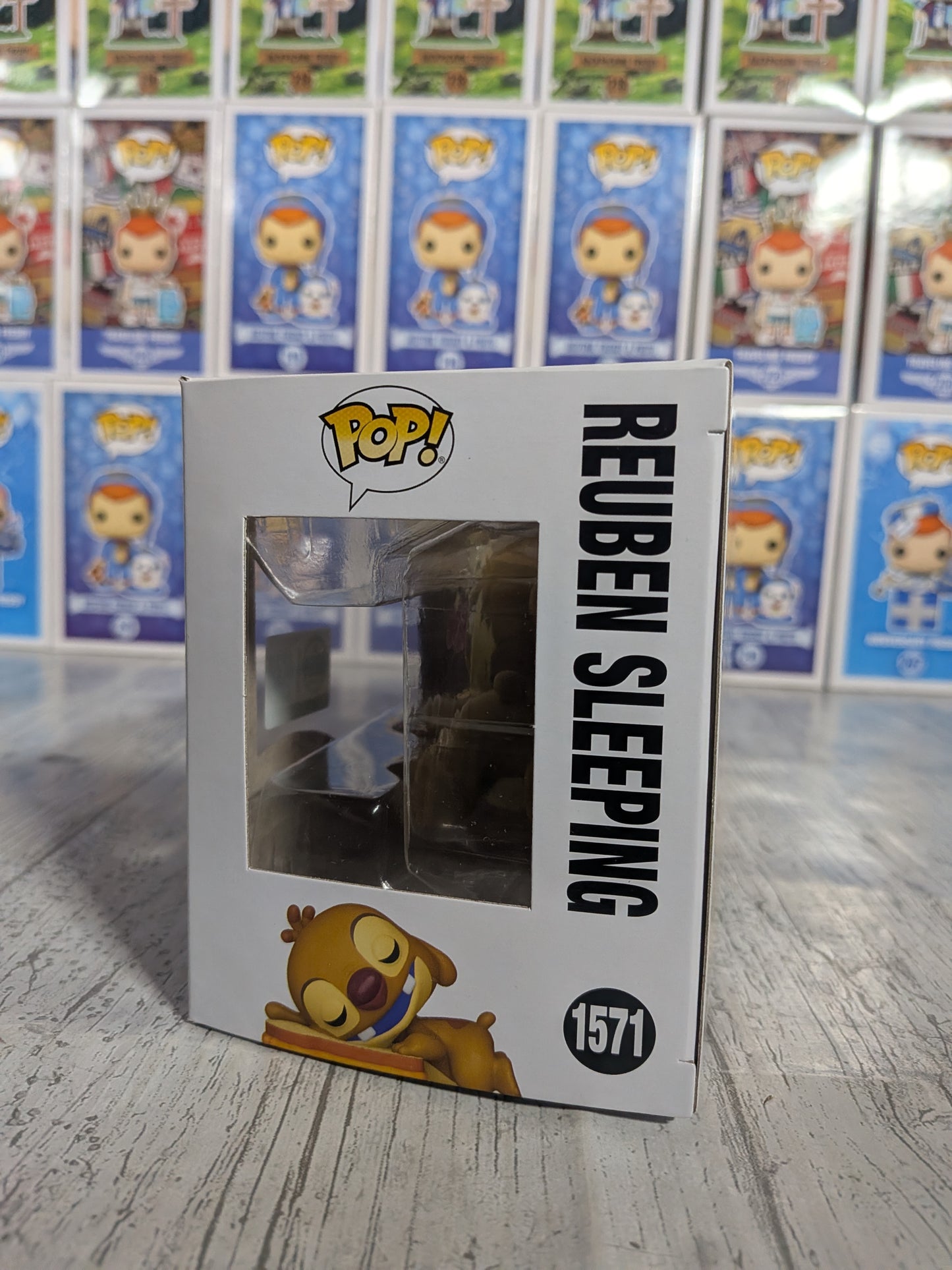 Funko Pop Disney Lilo &amp; Stitch #1571 - Reuben schläft (9500 Stück)
