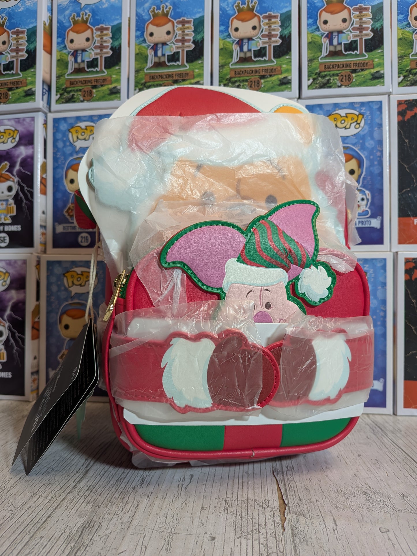 Loungefly Disney – Winnie Puuh Weihnachtsmann-Tasche 🎅🏼