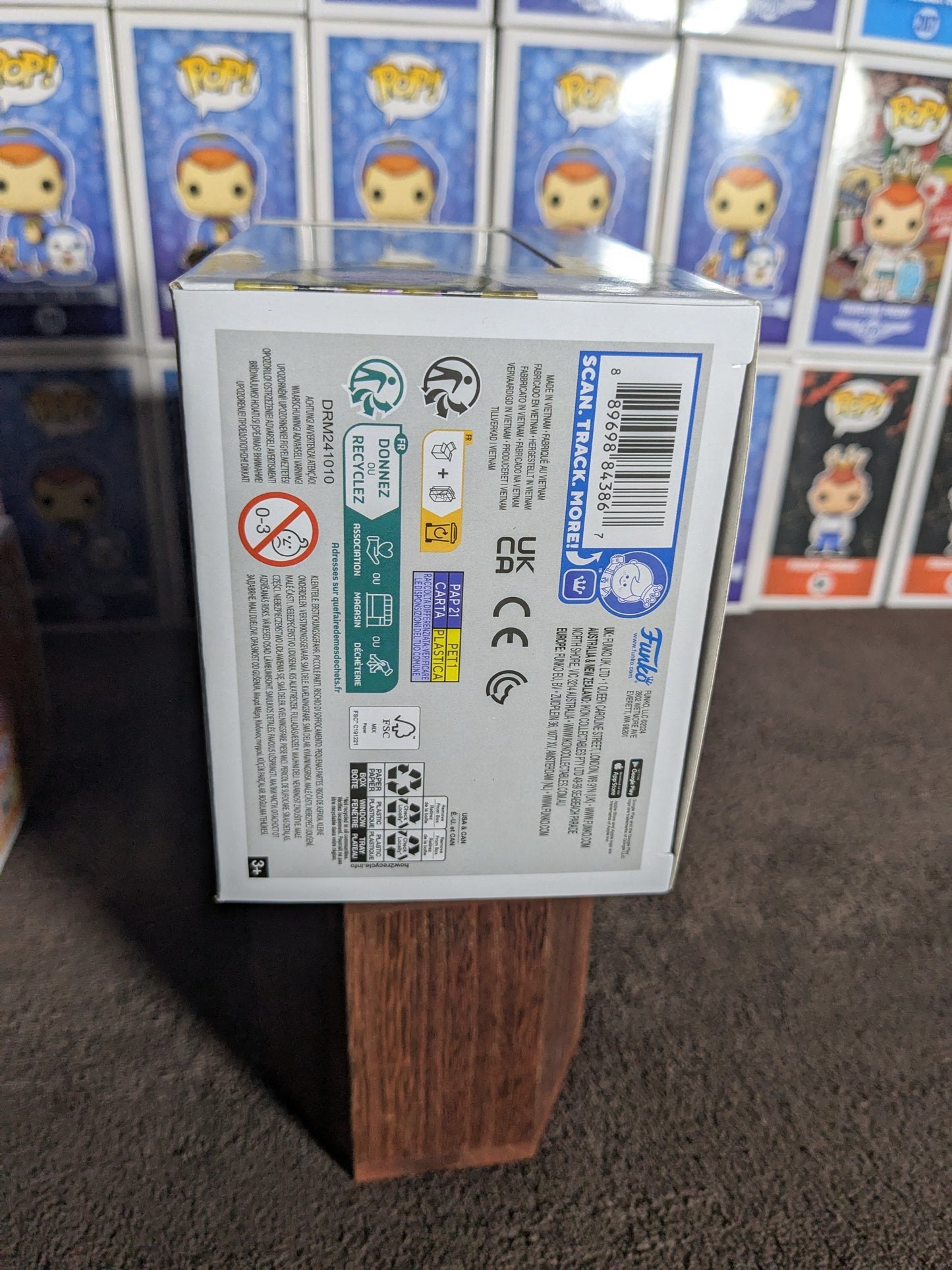 Funko pop 1816 : Golden Frieza