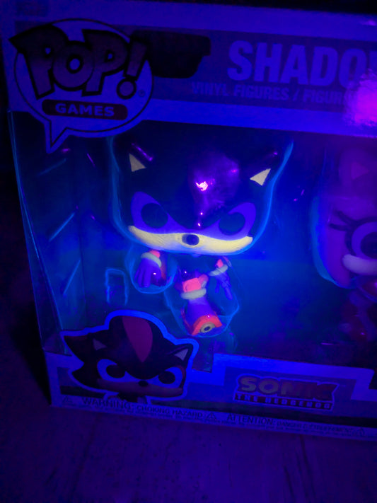 Funko pop : Shadow & Amy (Flocked)