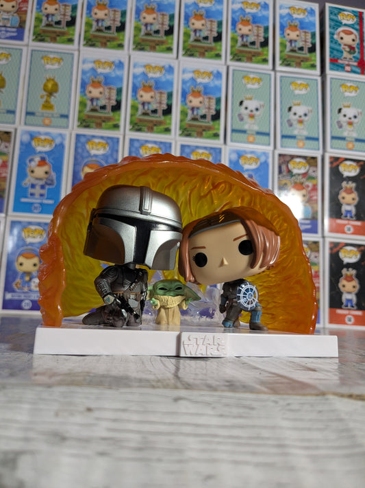 Funko pop Star Wars #719 - Grogu Force Barrier (Opened / Damaged Box/ Destroyed plastic)