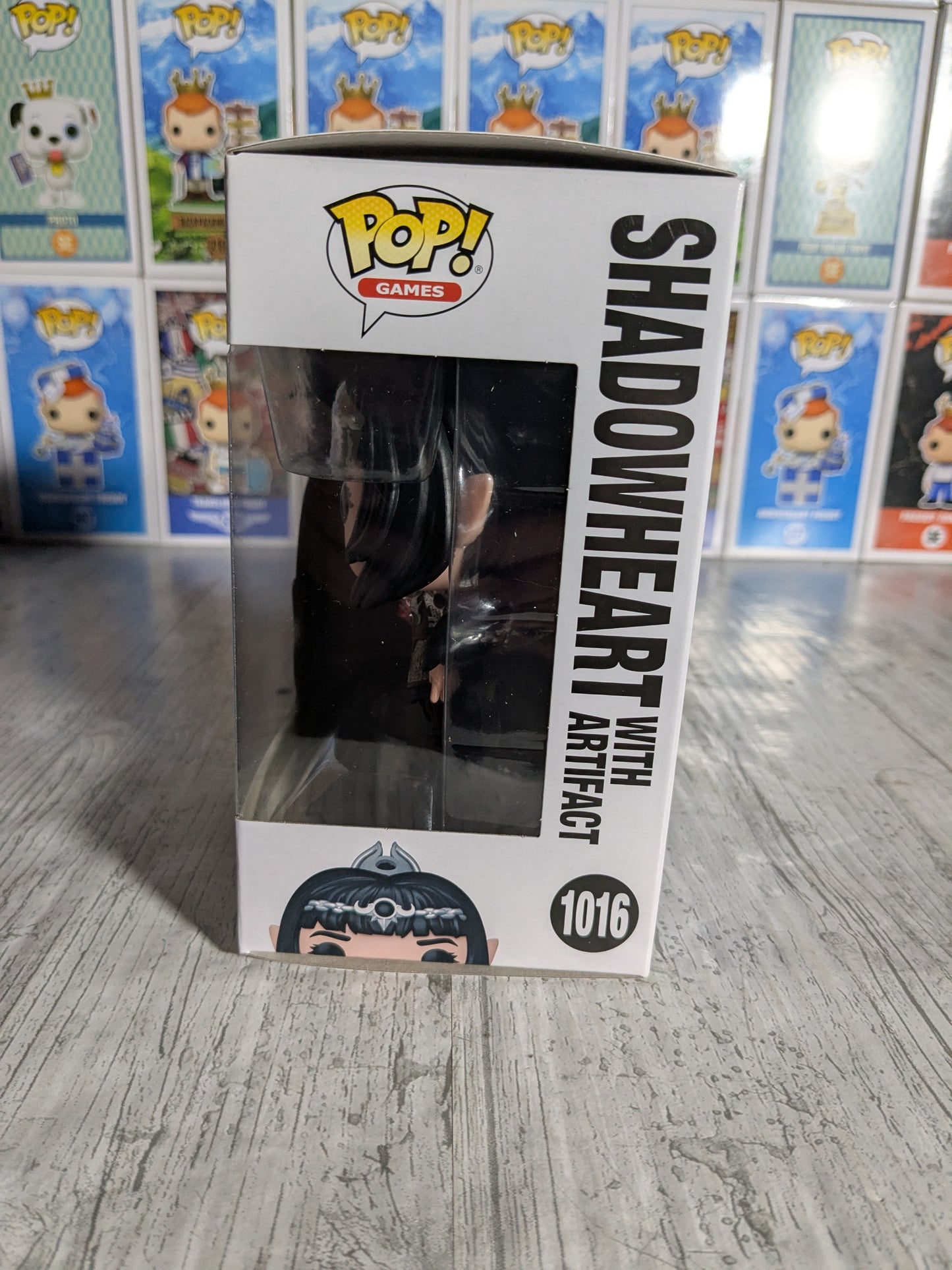 Funko pop 1016 - Shadowheart with Artifact