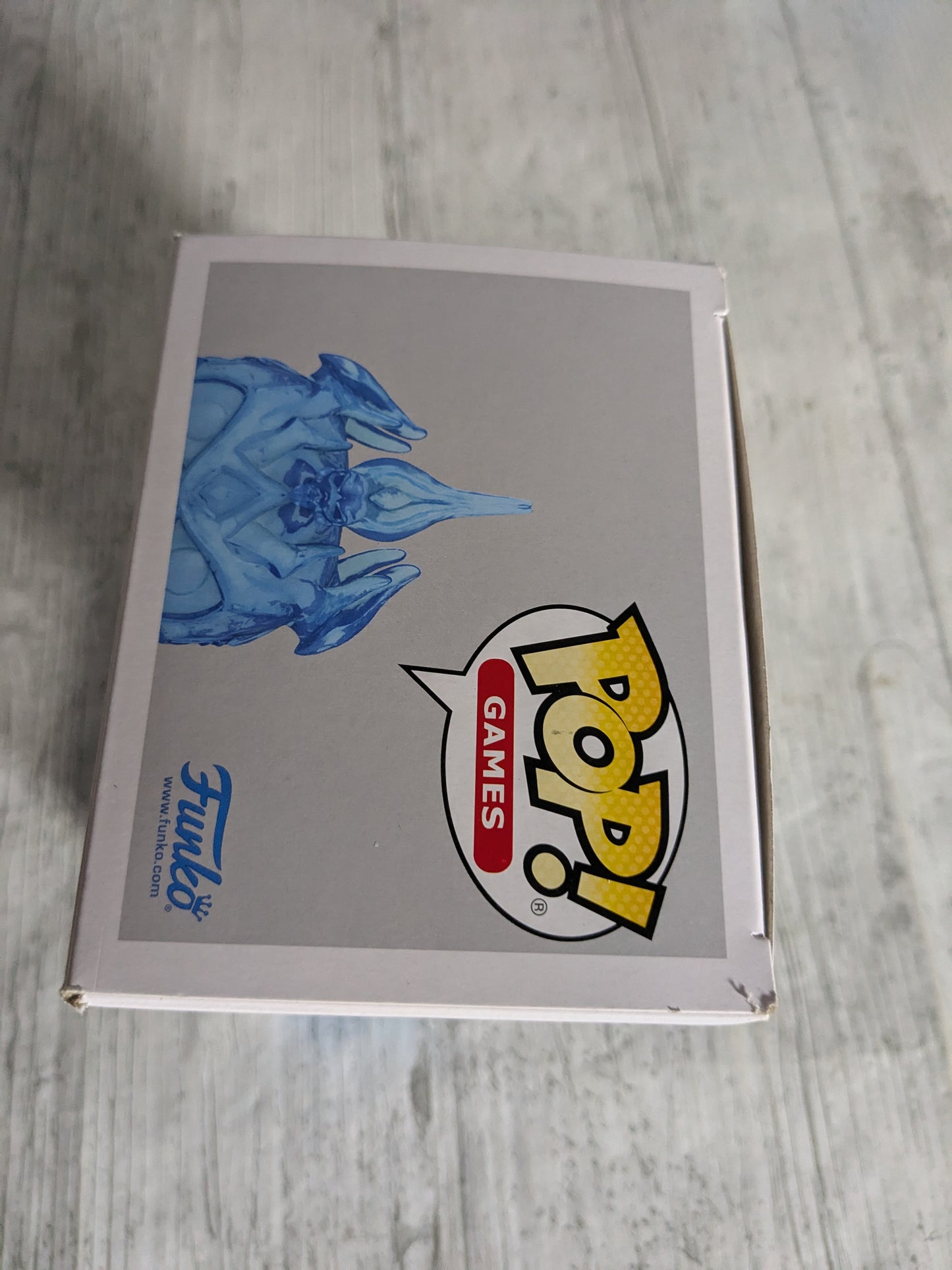Funko pop Games World of Warcraft #991 : The Lich King (Opened/Damaged Box)