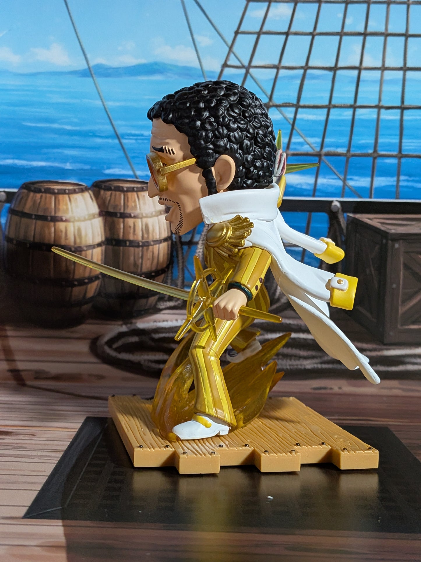 Mighty Jaxx - One Piece Freeny's Hidden Dissectibles Marines Edition - Borsalino / Kizaru (~10cm)