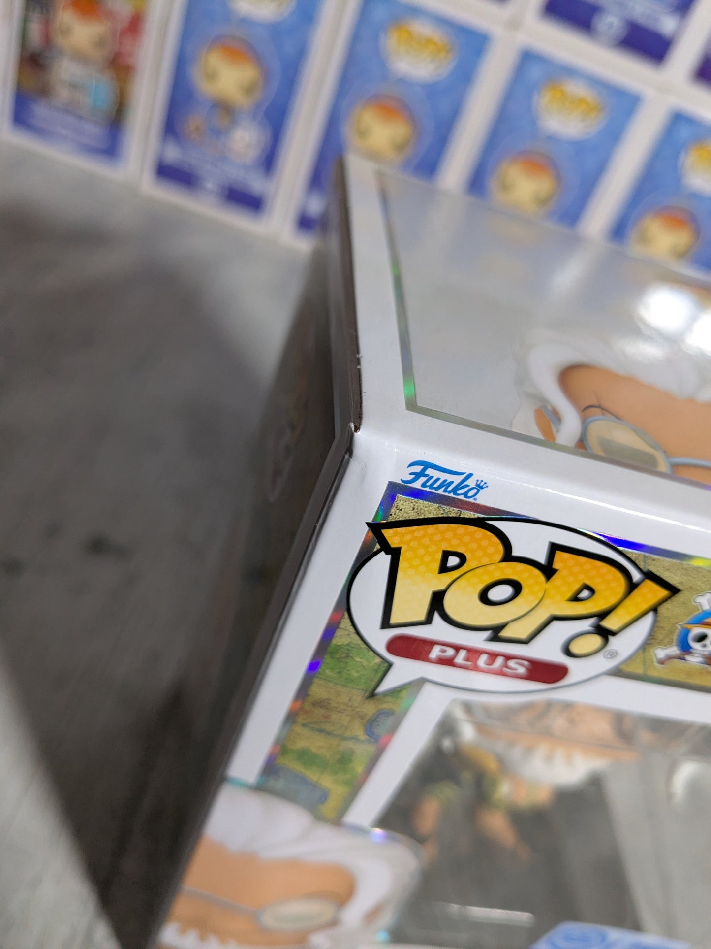 Funko Pop One Piece #2150 - Silvers Rayleigh (Beschädigte Verpackung)