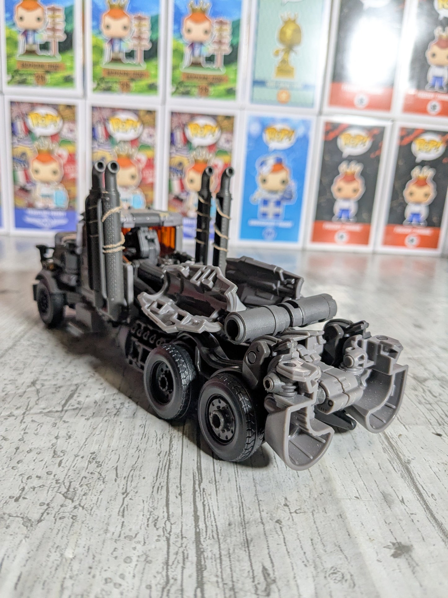 Studio Series 101 : Scourge