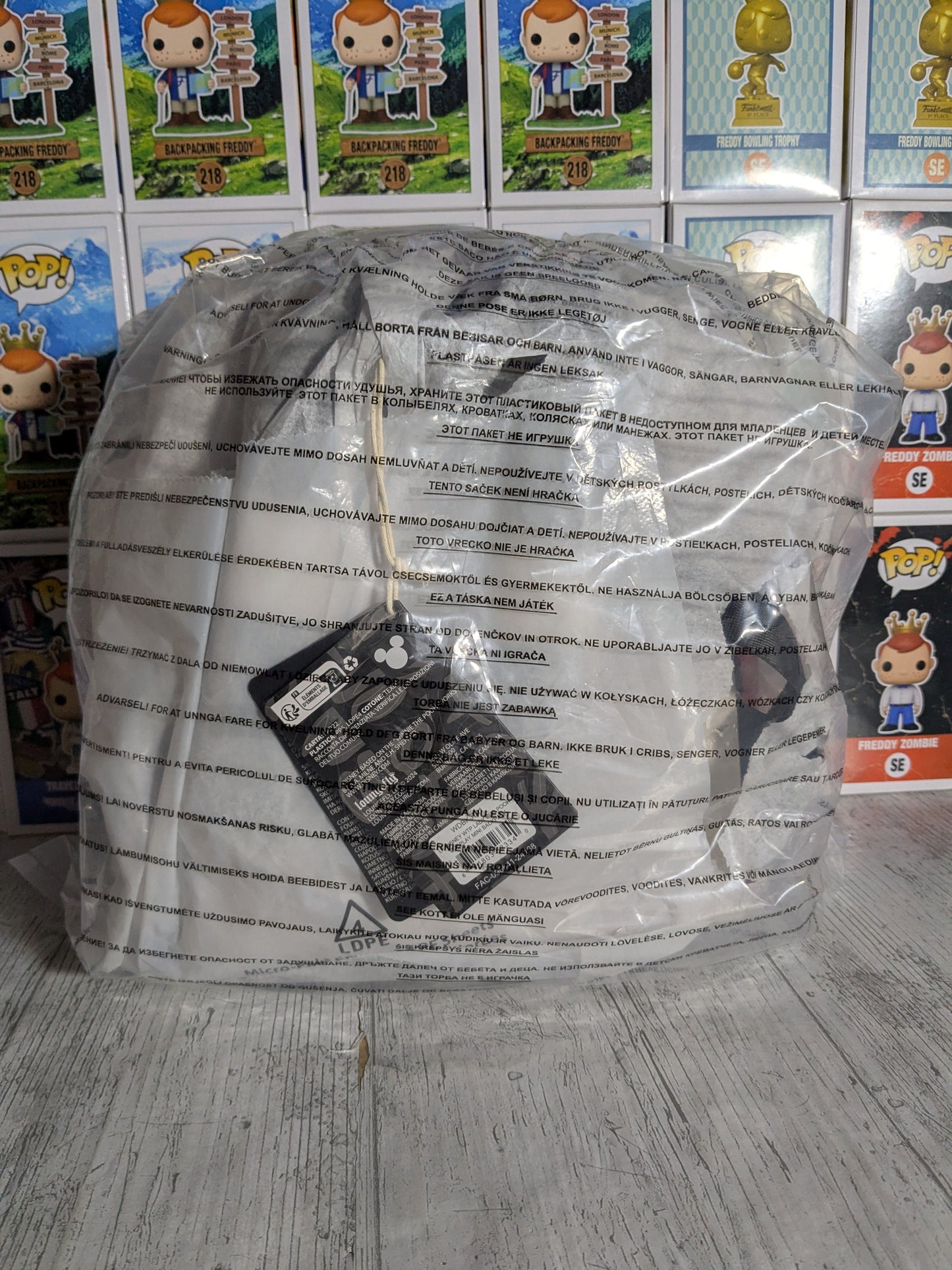 Loungefly : Ladybug Pooh Cosplay Mini Backpack 🐞