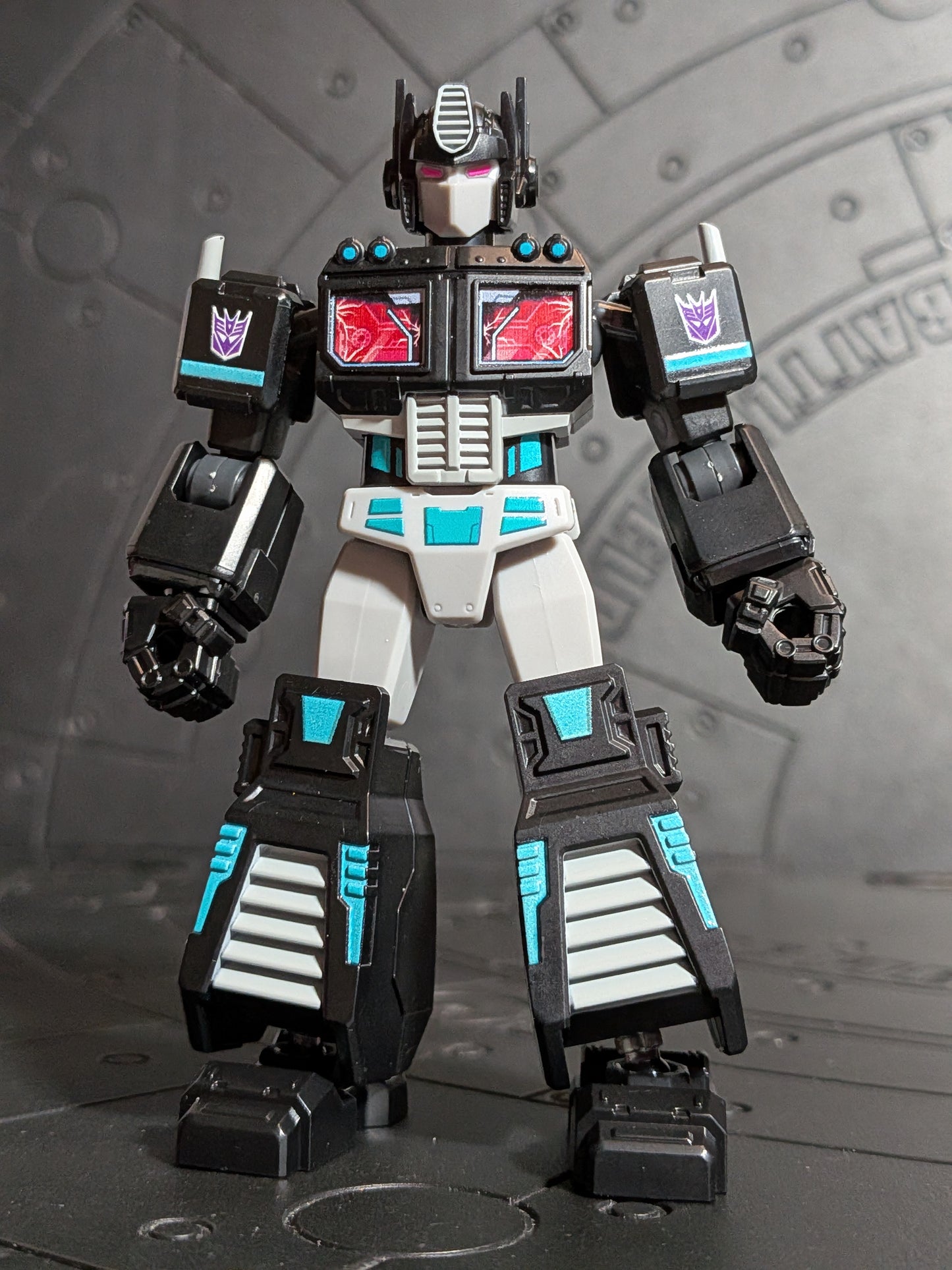 Blokees - Transformers Galaxy Version 04 - Nemesis Prime (~10-12cm)
