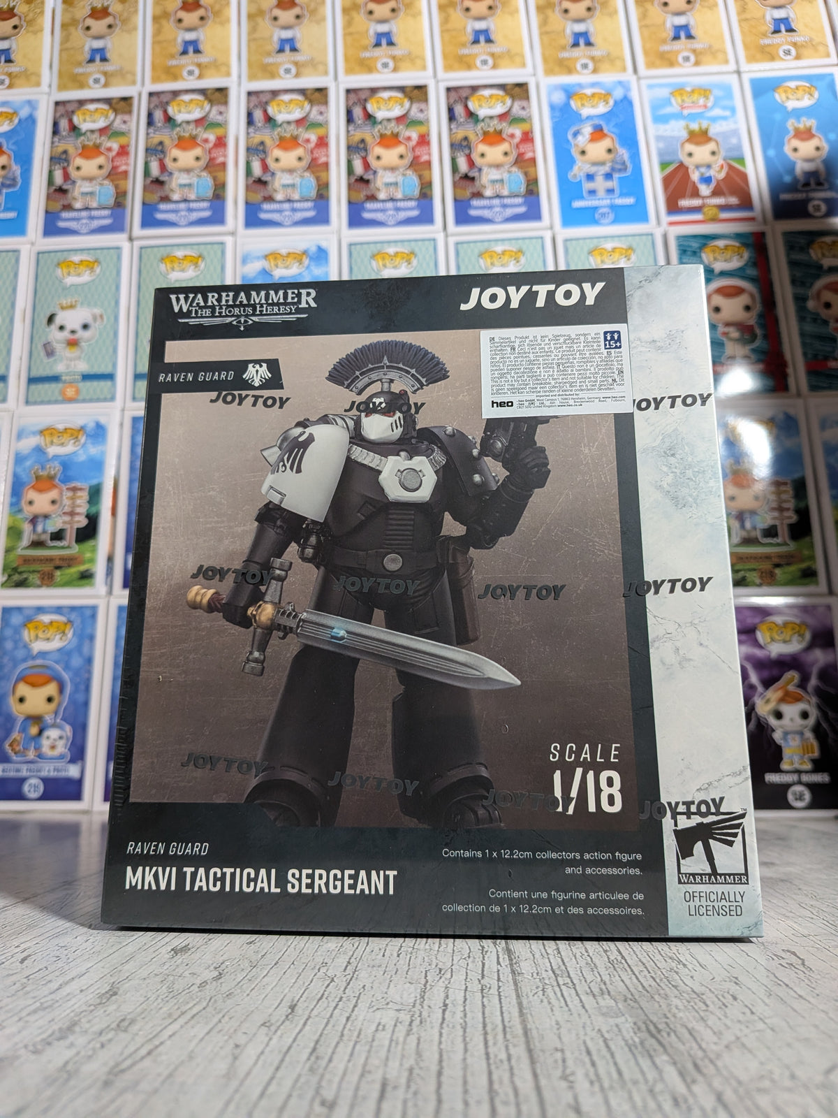 JoyToy Warhammer The Horus Heresy - Raven Guard MKVI Tactical Sergeant (12.2cm)