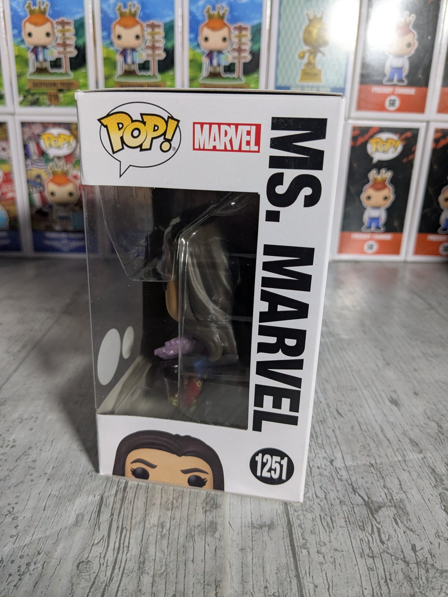 Funko pop 1251 : Ms. Marvel (Glow)