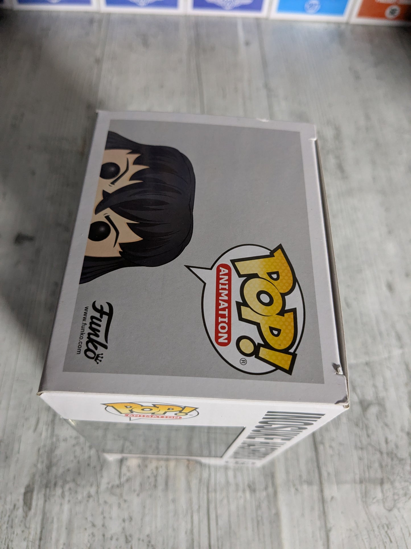 Funko pop 875 : Inosuke Hashibira (Flocked Chase/Damaged Box)