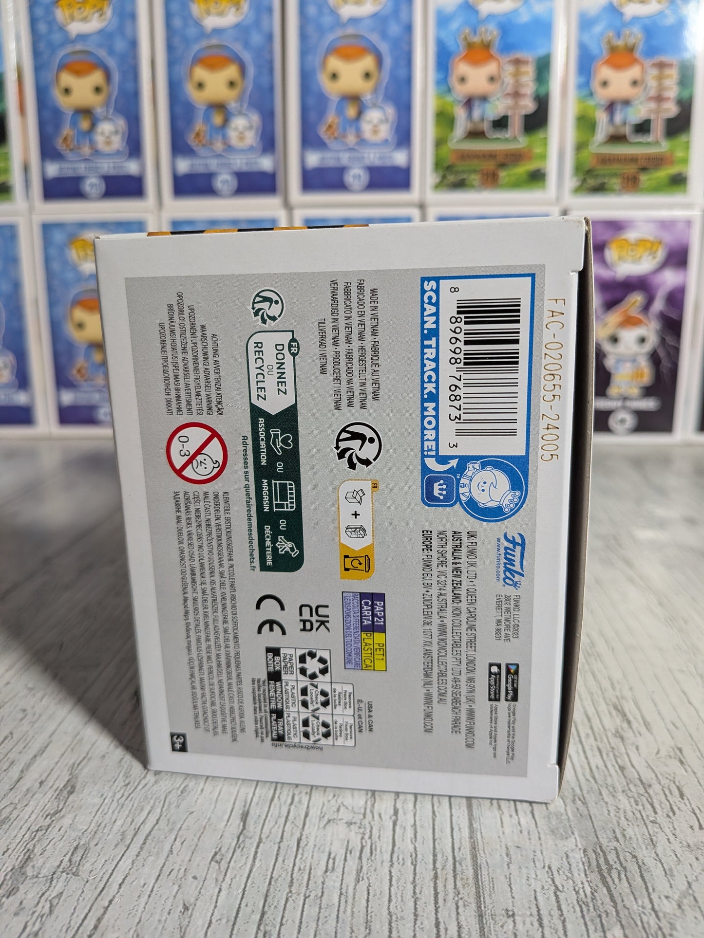 Funko Pop Disney #1104 - Winnie the Pooh (Diamond)