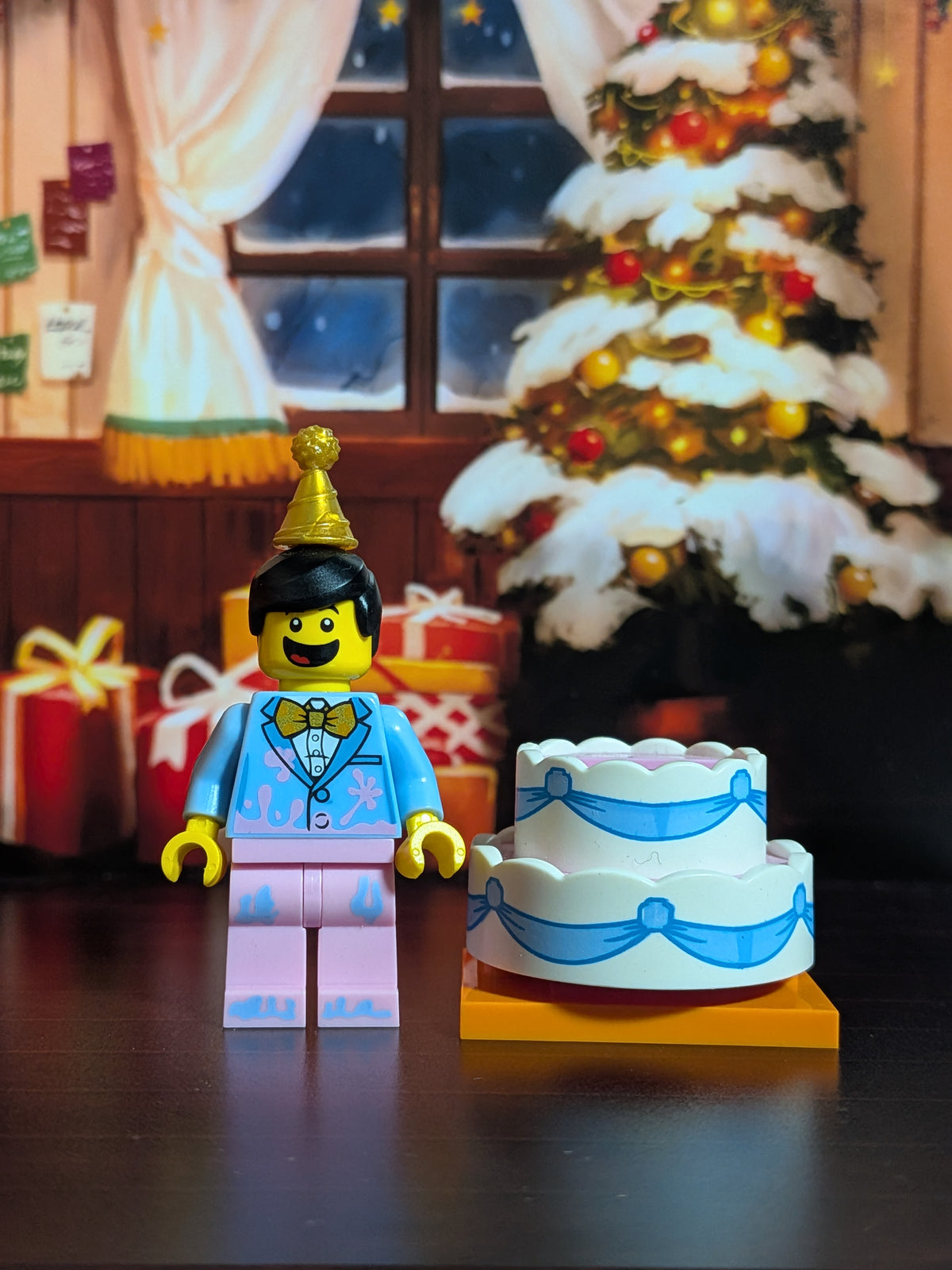 LEGO Minifigures - Uomo Costume Torta di Compleanno