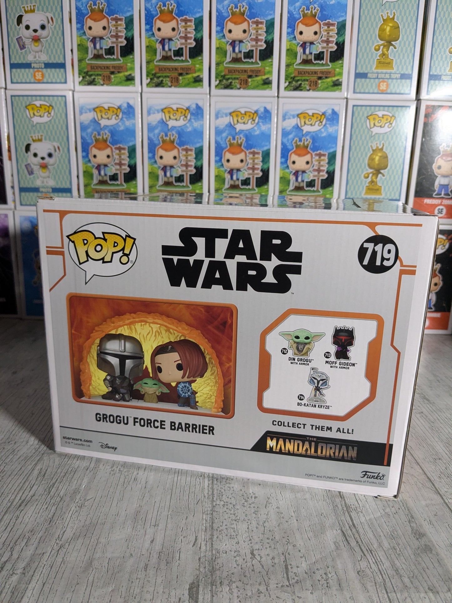 Funko pop Star Wars #719 - Grogu Force Barrier (Damaged Box)