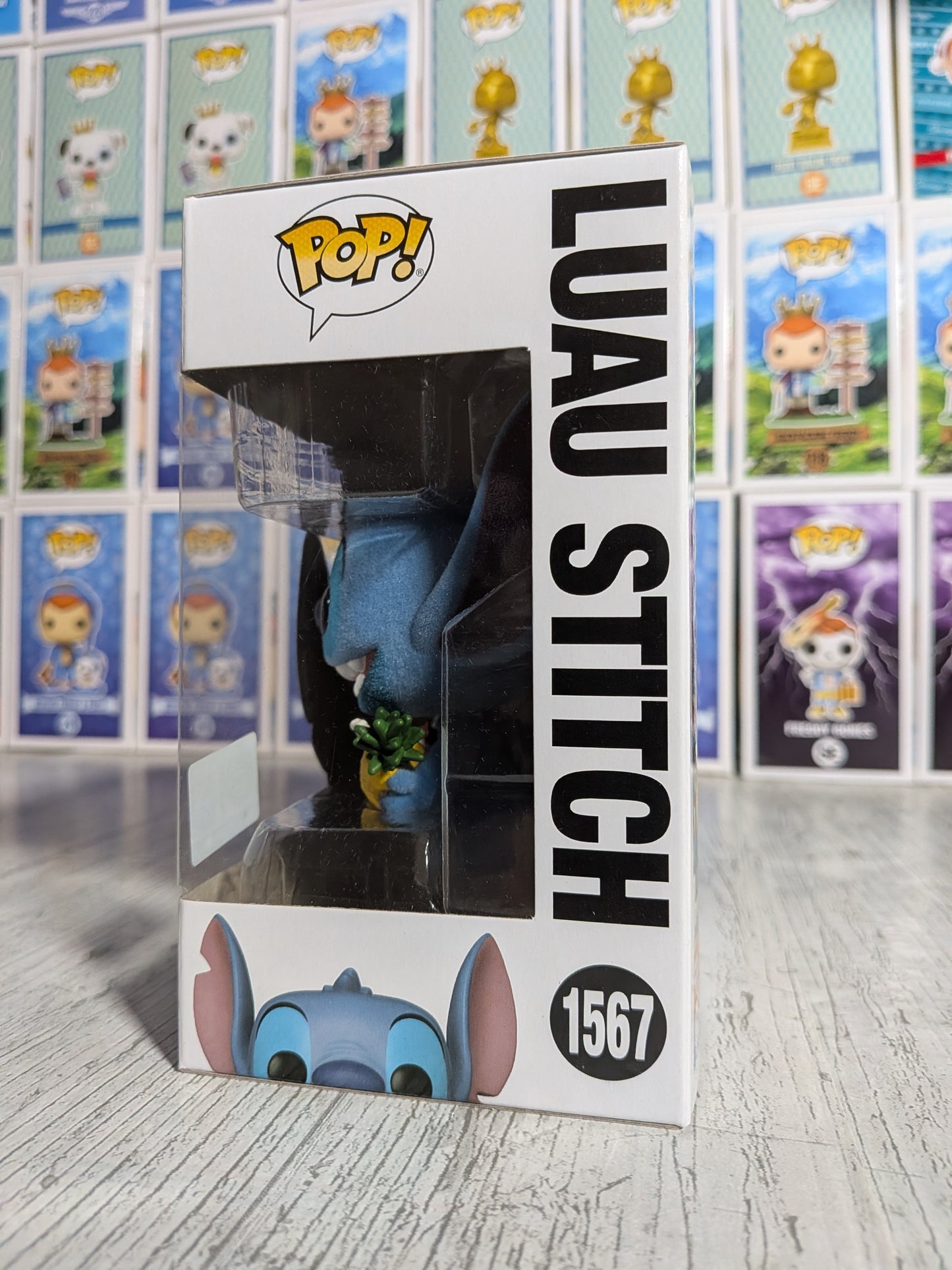 Funko Pop Disney #1567 - Luau Stitch (Flocked)