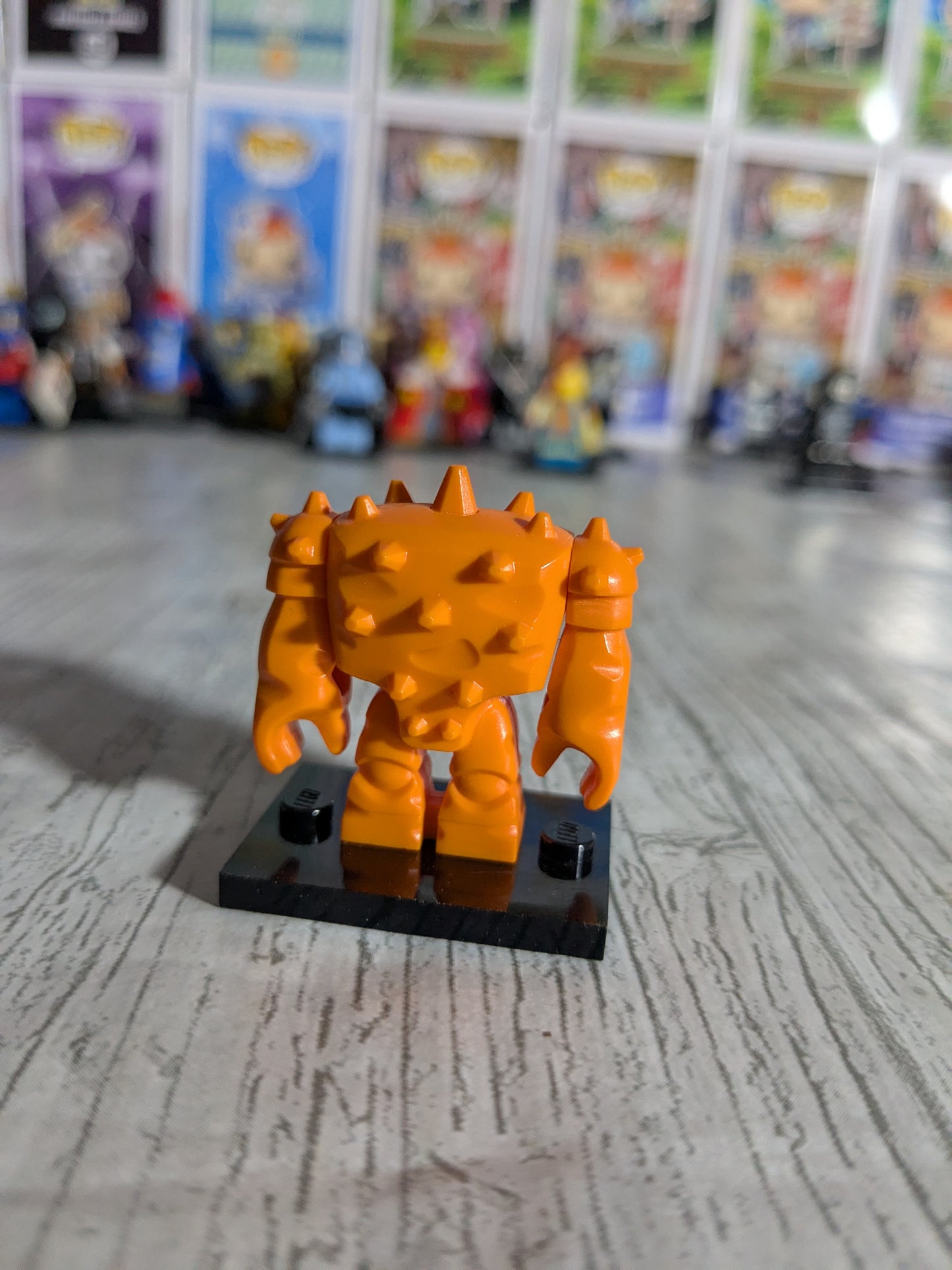 LEGO Minifigures : Chunk