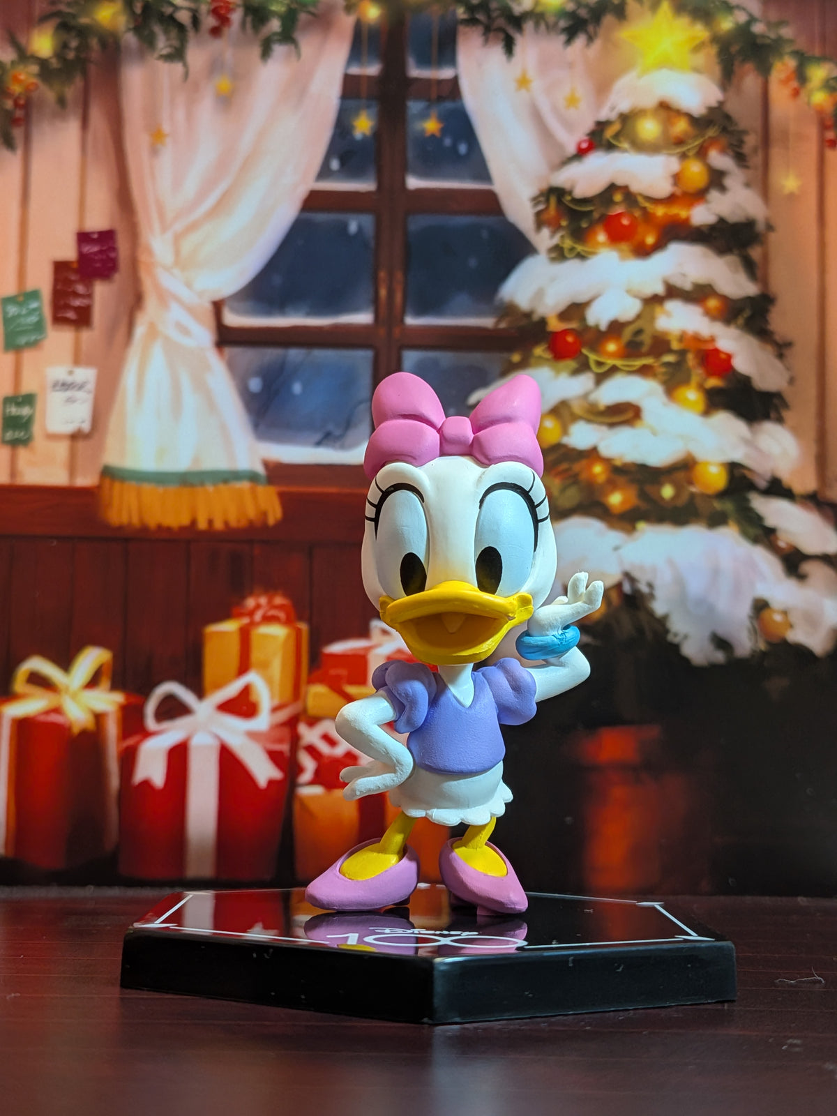 eStream Disney 100 Mini Figure Collection Vol.1 - Daisy Duck
