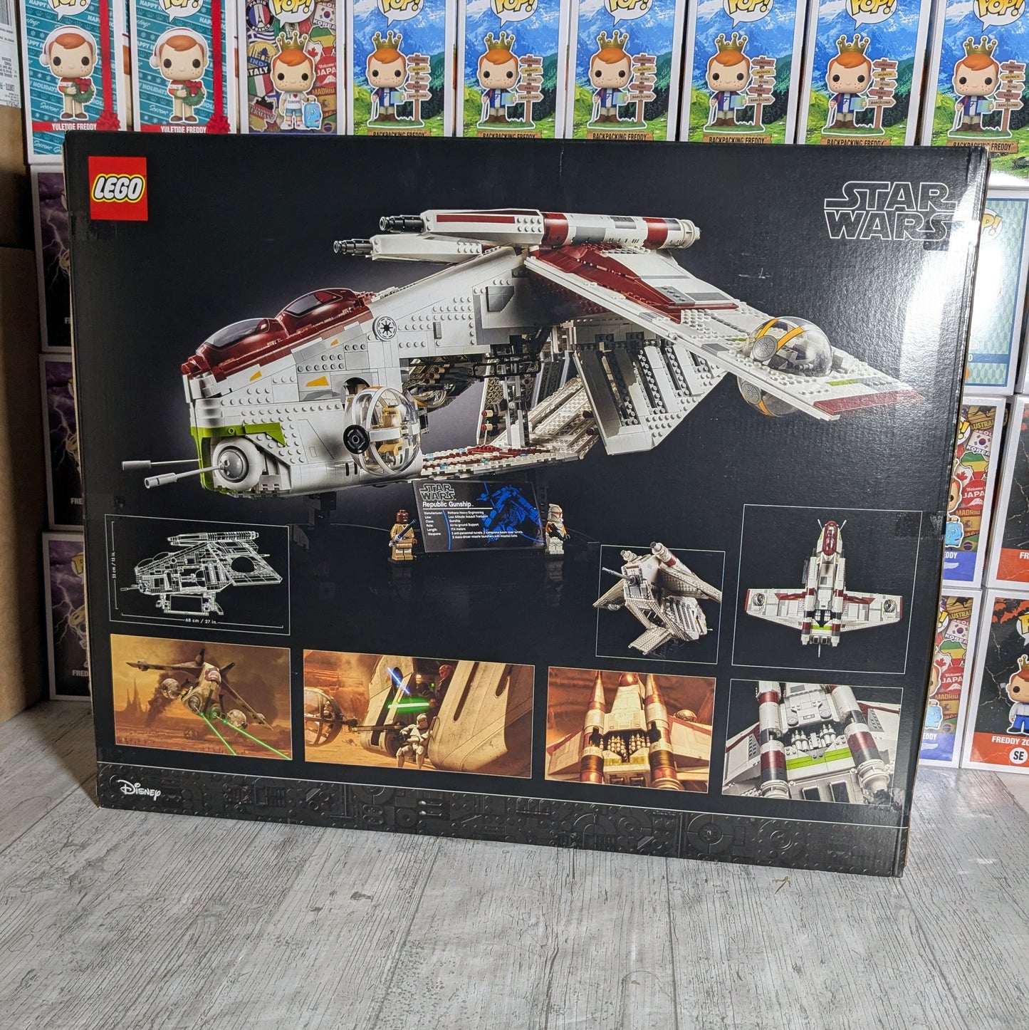 LEGO Star Wars #75309 - Republican Gunship Ultimate Collector Series