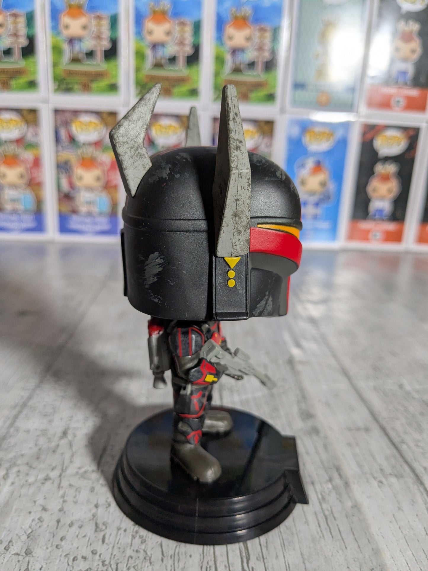 Funko pop : Darth Maul & Gar Saxon (Glow/Damaged Box/Opened)