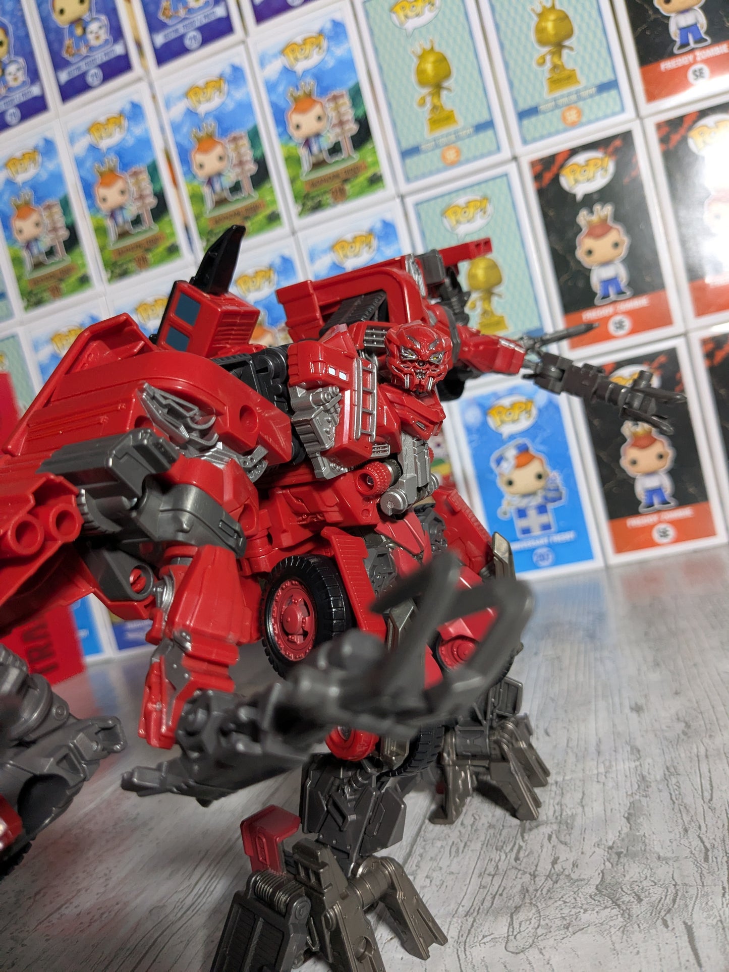 Studio Series 66 : Overload