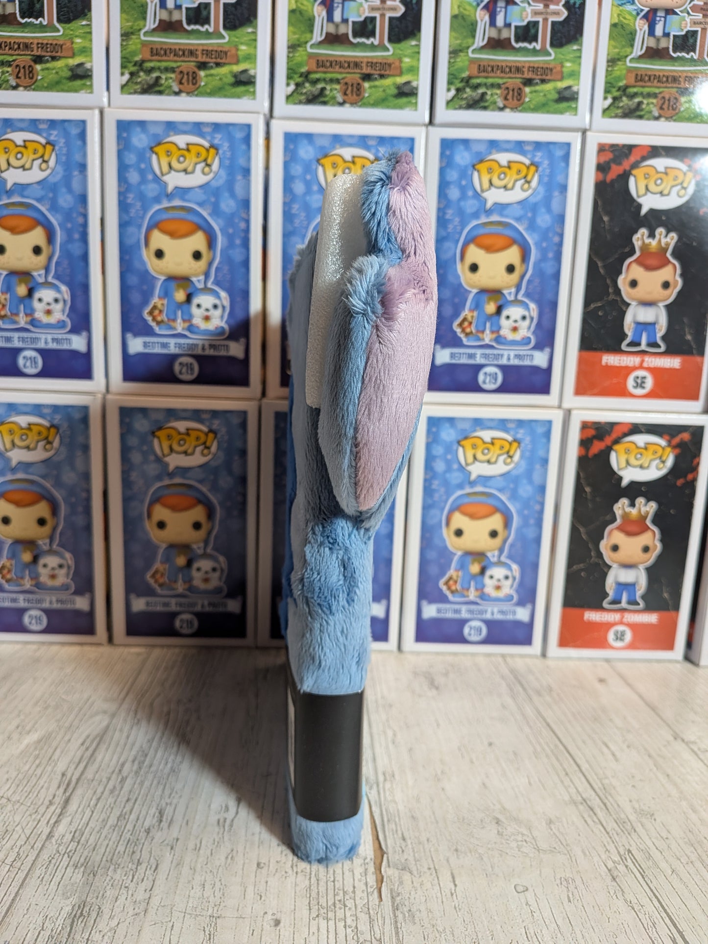 Loungefly Disney - Stitch Plüsch-Sherpa Cosplay Nachfüllbares Notizbuch